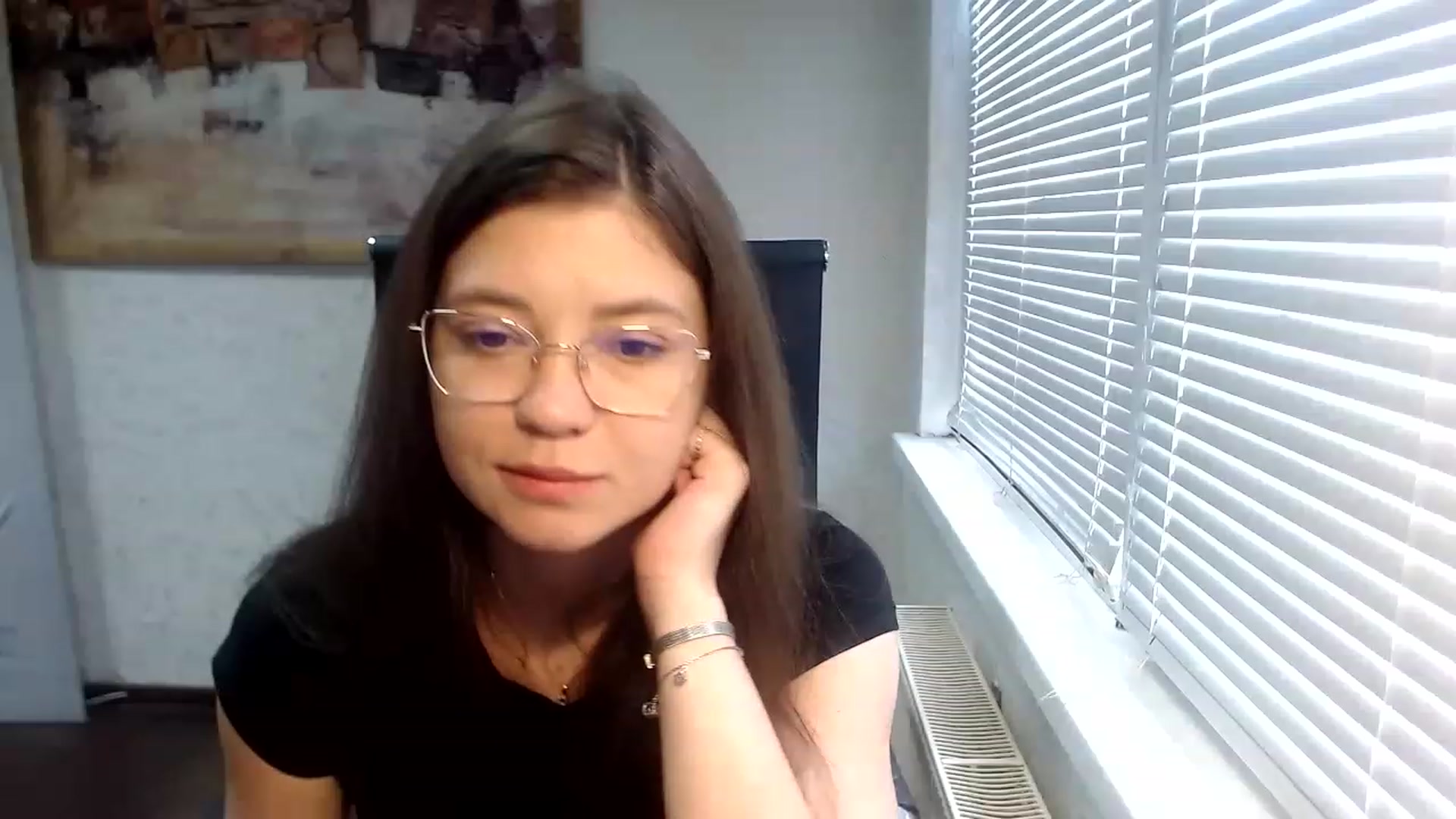 Gallery image thumbnail from SweetArinaA's myfreecams stream on, 07/12/2023, 09:58 image 6 of 20
