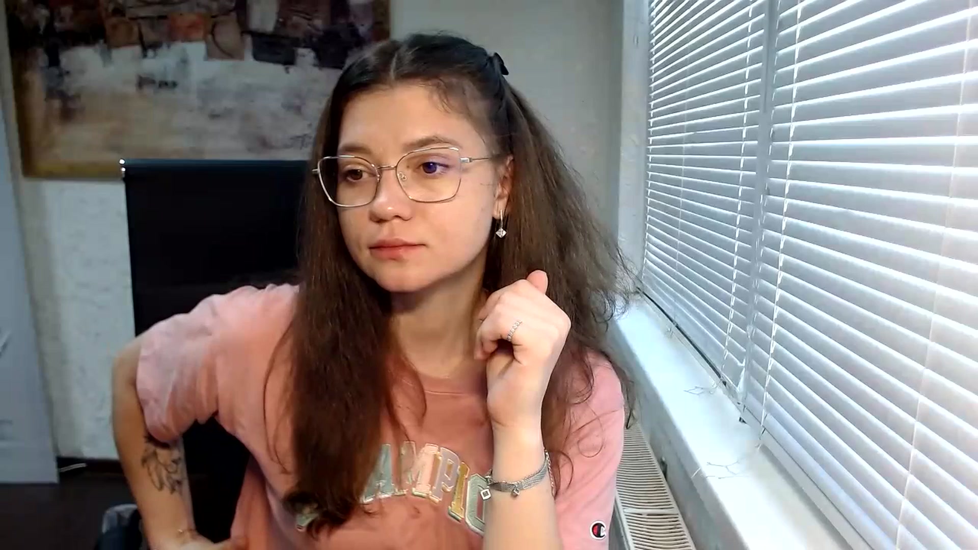 Gallery image thumbnail from SweetArinaA's myfreecams stream on, 07/16/2023, 15:13 image 1 of 20