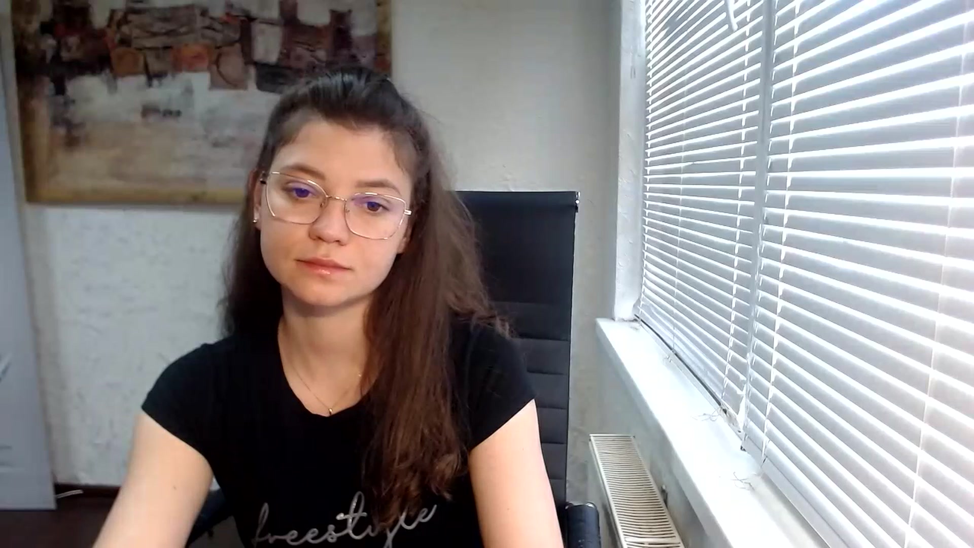 Gallery image thumbnail from SweetArinaA's myfreecams stream on, 07/21/2023, 10:51 image 1 of 20