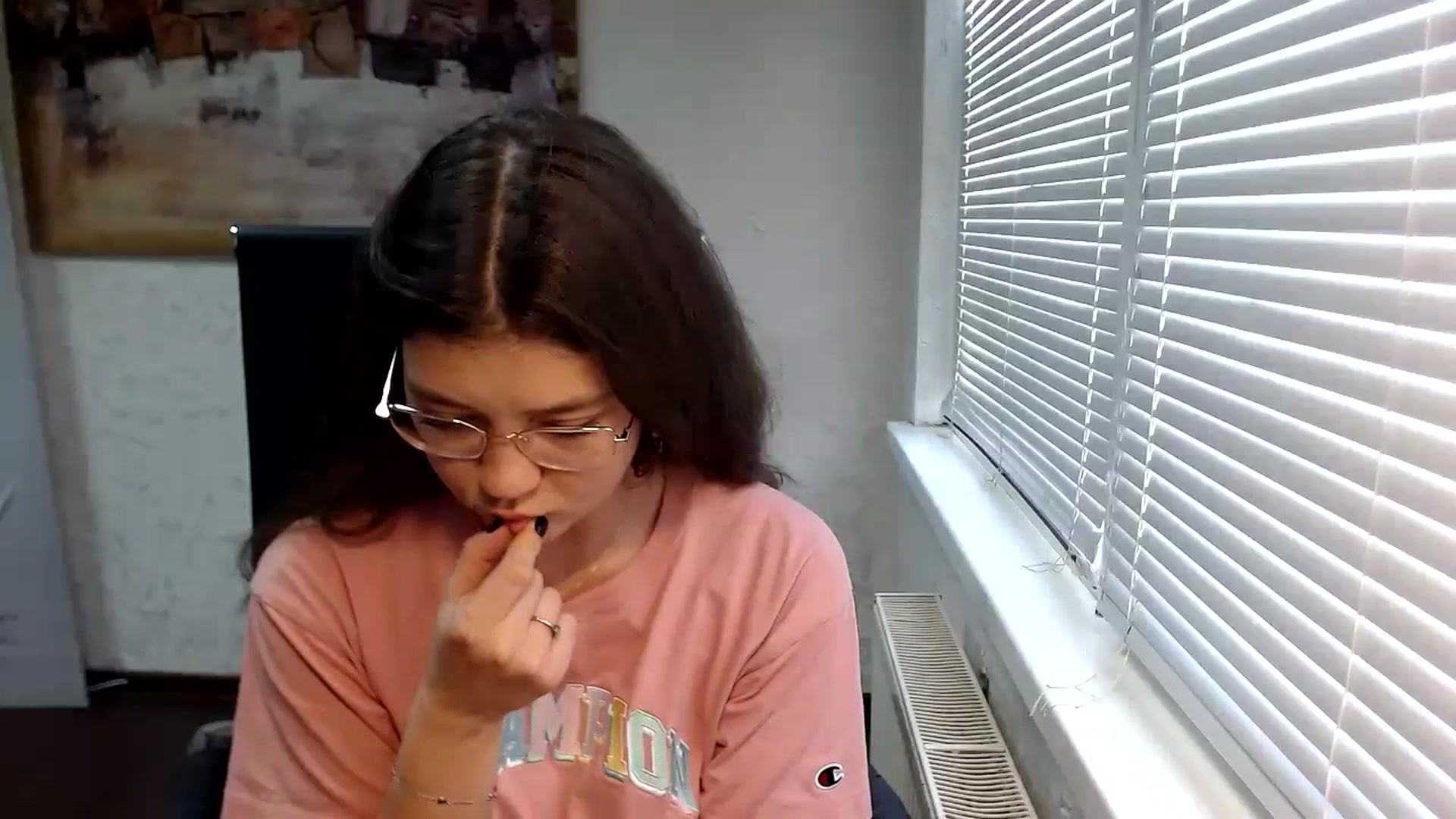 Gallery image thumbnail from SweetArinaA's myfreecams stream on, 07/25/2023, 11:59 image 19 of 20
