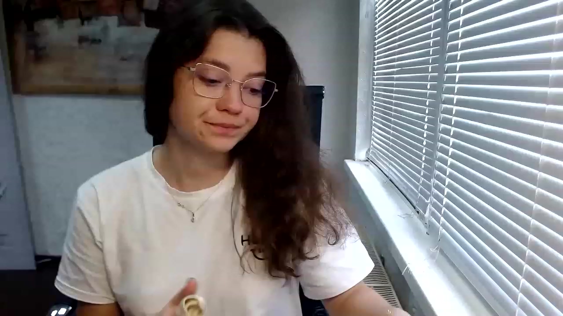 Gallery image thumbnail from SweetArinaA's myfreecams stream on, 07/26/2023, 08:38 image 1 of 20