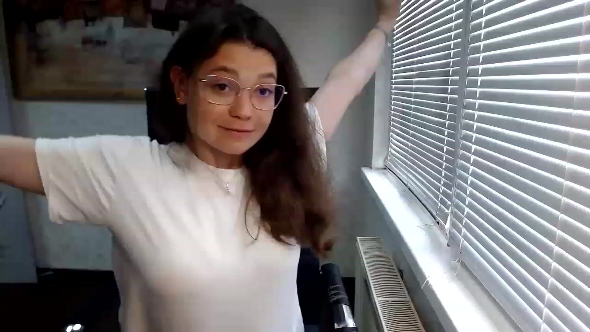 Gallery image thumbnail from SweetArinaA's myfreecams stream on, 07/26/2023, 08:54 image 15 of 20