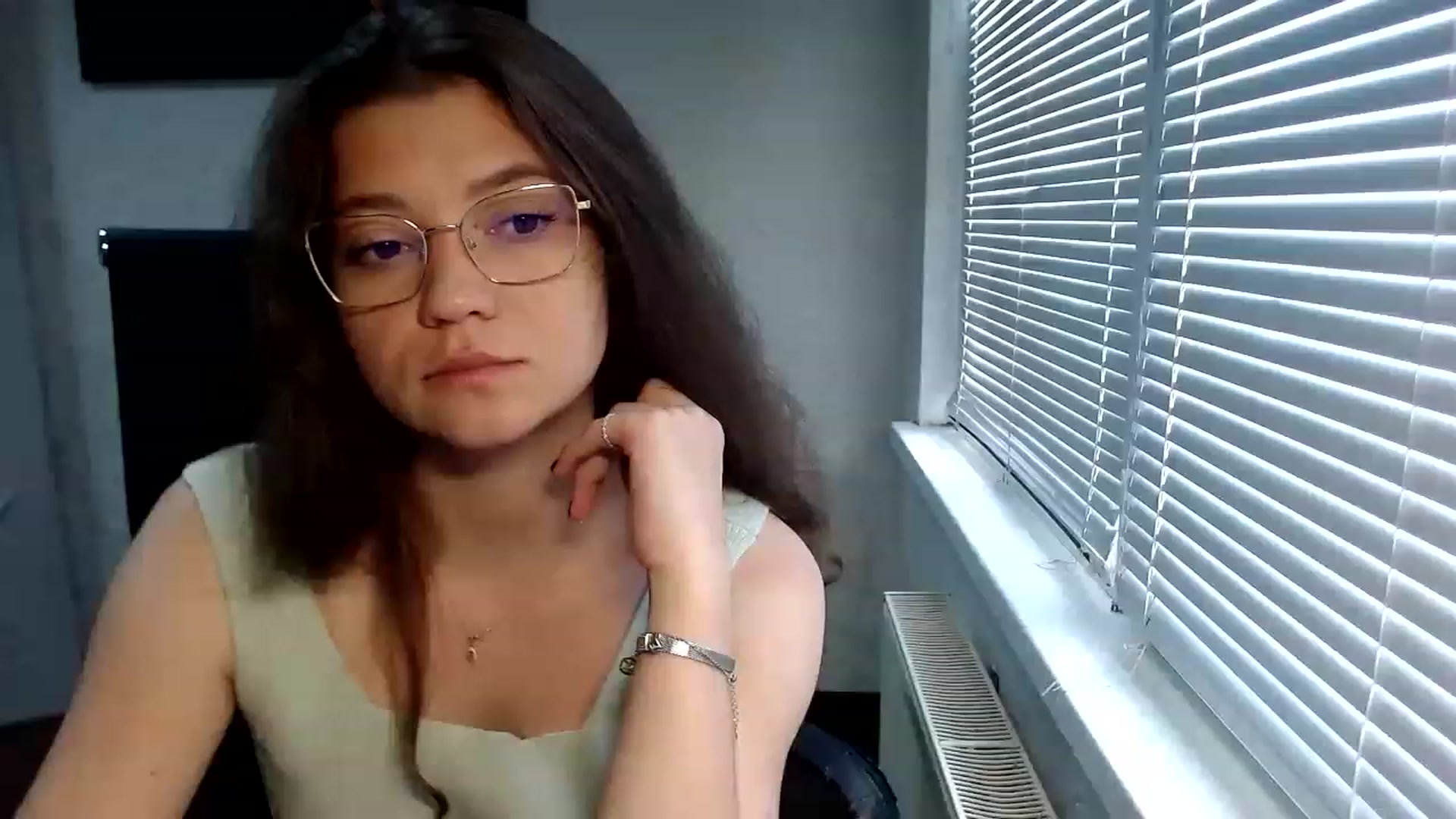 Gallery image thumbnail from SweetArinaA's myfreecams stream on, 07/29/2023, 11:10 image 17 of 20