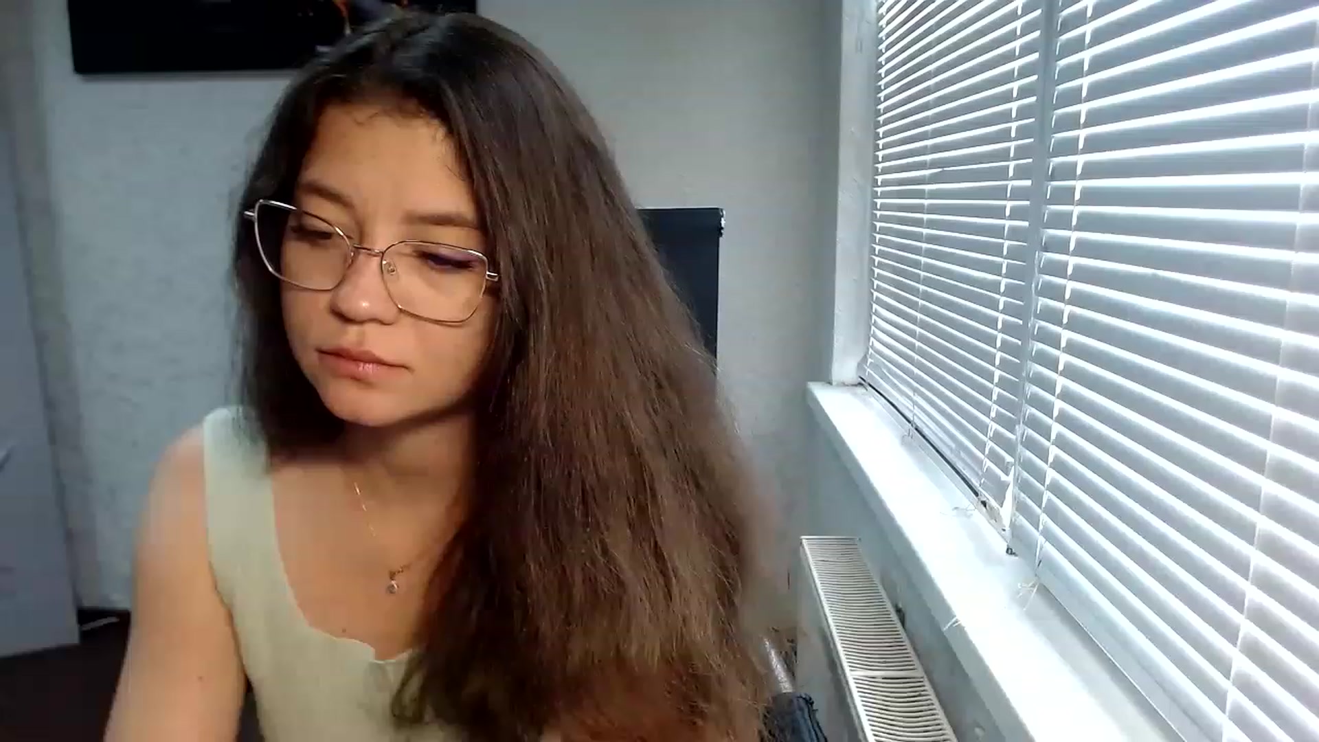 Gallery image thumbnail from SweetArinaA's myfreecams stream on, 07/29/2023, 11:10 image 9 of 20