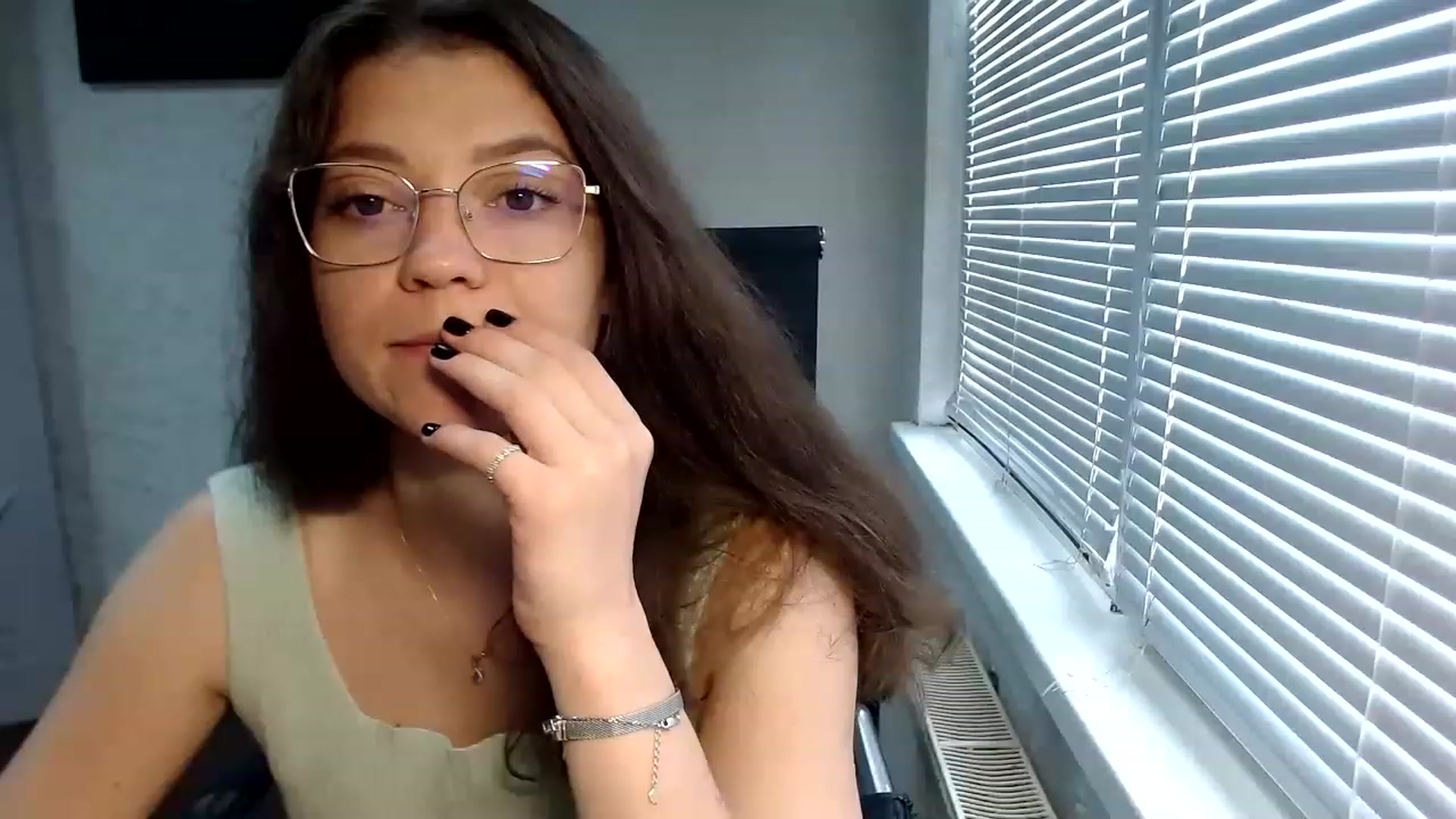 Gallery image thumbnail from SweetArinaA's myfreecams stream on, 07/29/2023, 11:10 image 3 of 20