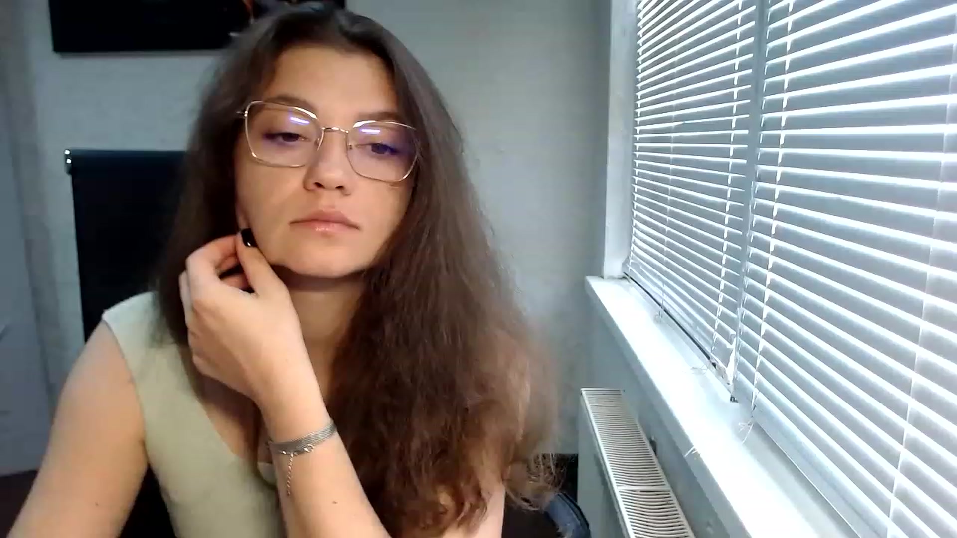 Gallery image thumbnail from SweetArinaA's myfreecams stream on, 07/29/2023, 11:10 image 14 of 20