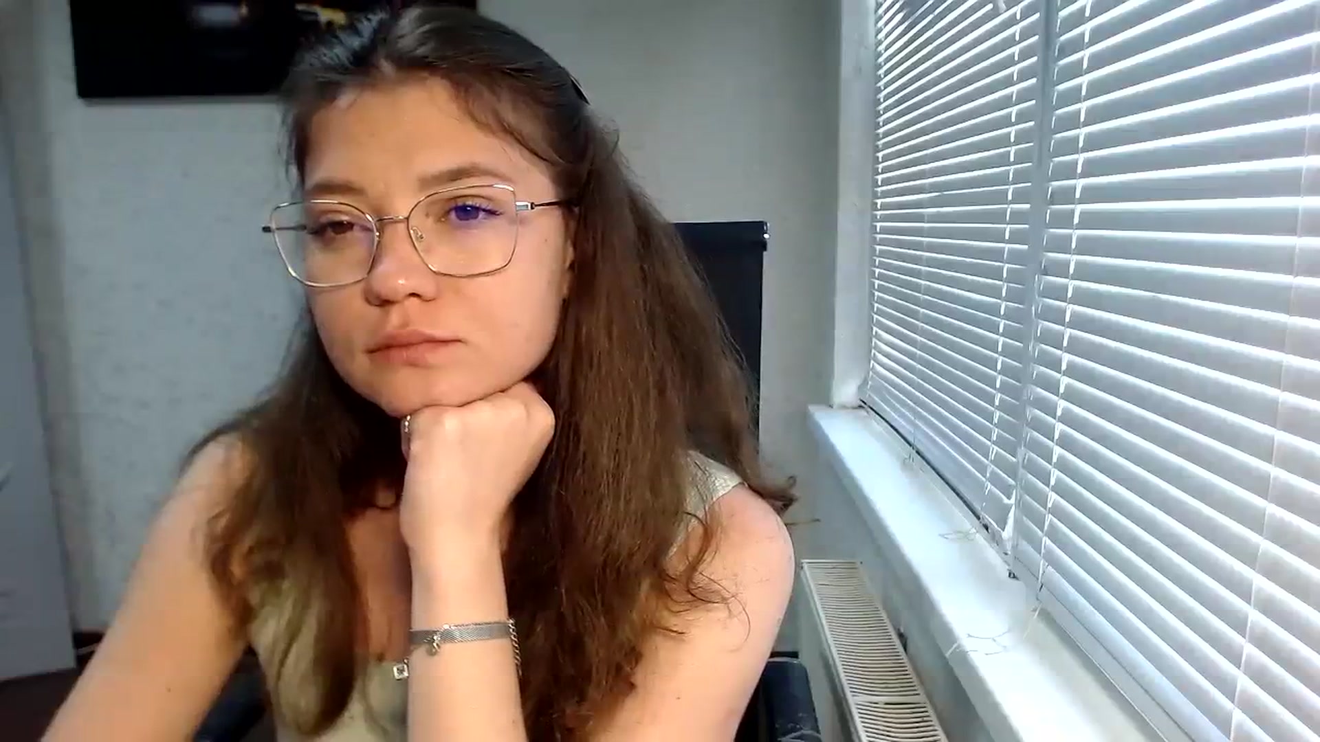 Gallery image thumbnail from SweetArinaA's myfreecams stream on, 07/29/2023, 14:25 image 3 of 20