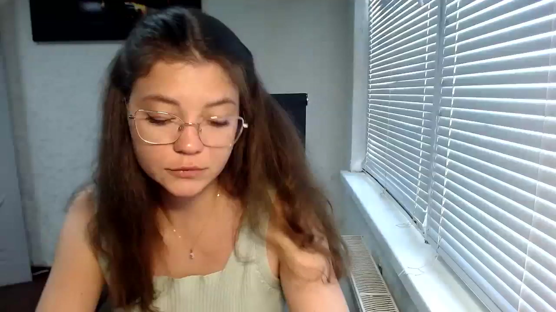 Gallery image thumbnail from SweetArinaA's myfreecams stream on, 07/29/2023, 14:25 image 10 of 20