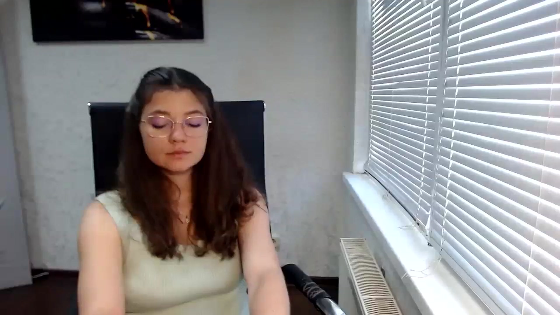 Gallery image thumbnail from SweetArinaA's myfreecams stream on, 07/29/2023, 14:25 image 18 of 20
