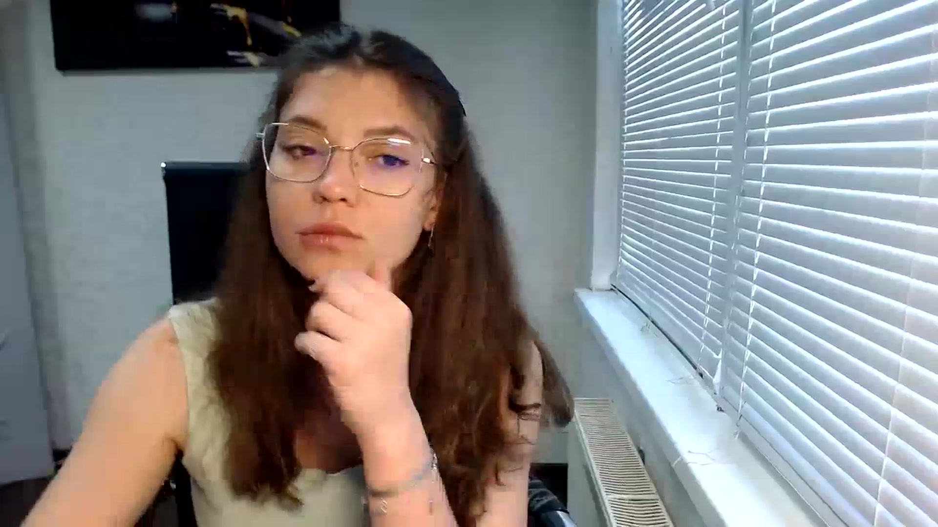 Gallery image thumbnail from SweetArinaA's myfreecams stream on, 07/29/2023, 14:25 image 15 of 20