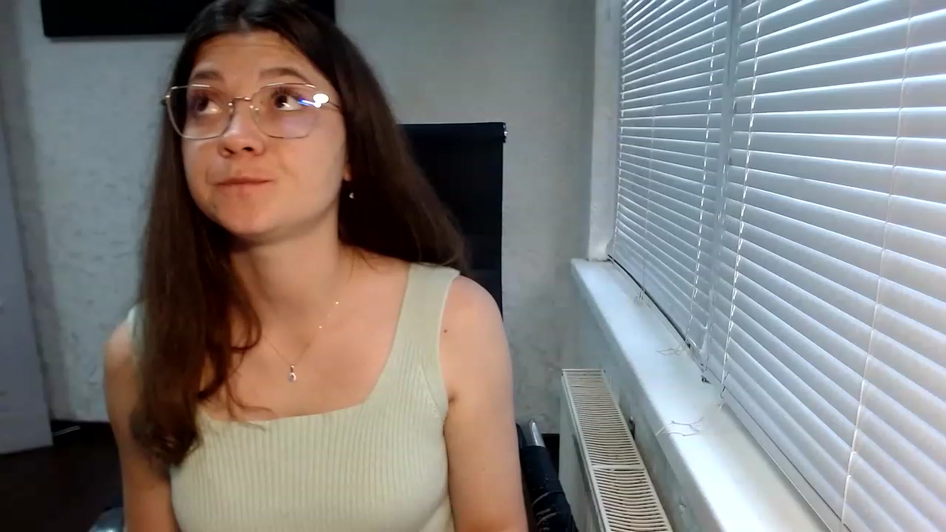 Gallery image thumbnail from SweetArinaA's myfreecams stream on, 07/29/2023, 16:32 image 9 of 20