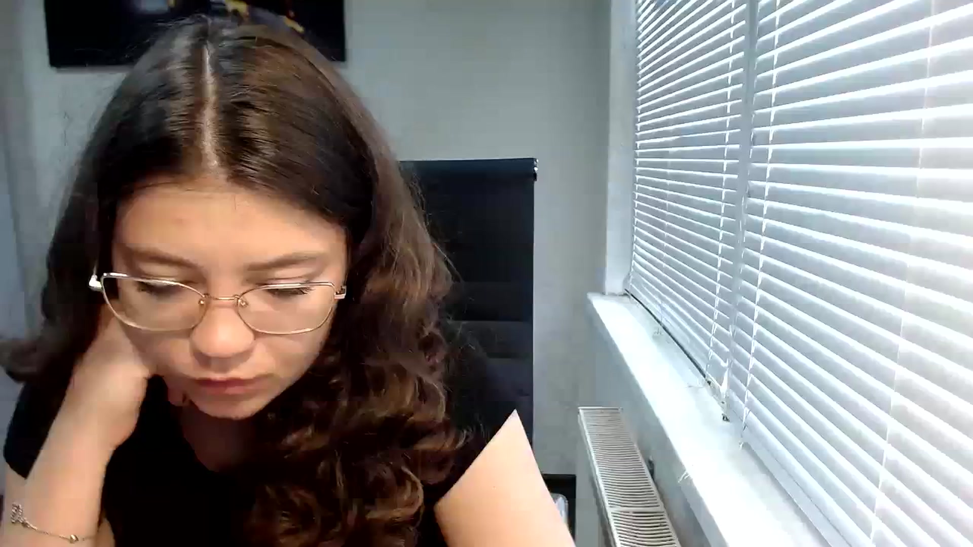 Gallery image thumbnail from SweetArinaA's myfreecams stream on, 07/30/2023, 14:45 image 1 of 20