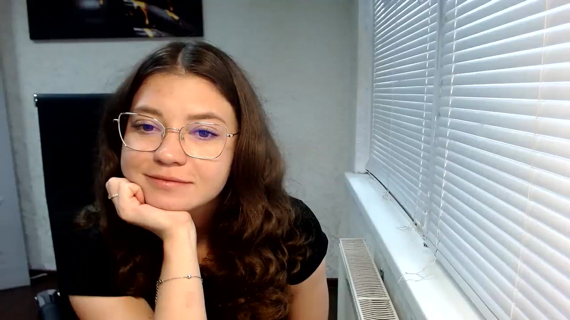 Gallery image thumbnail from SweetArinaA's myfreecams stream on, 07/30/2023, 15:40 image 6 of 20