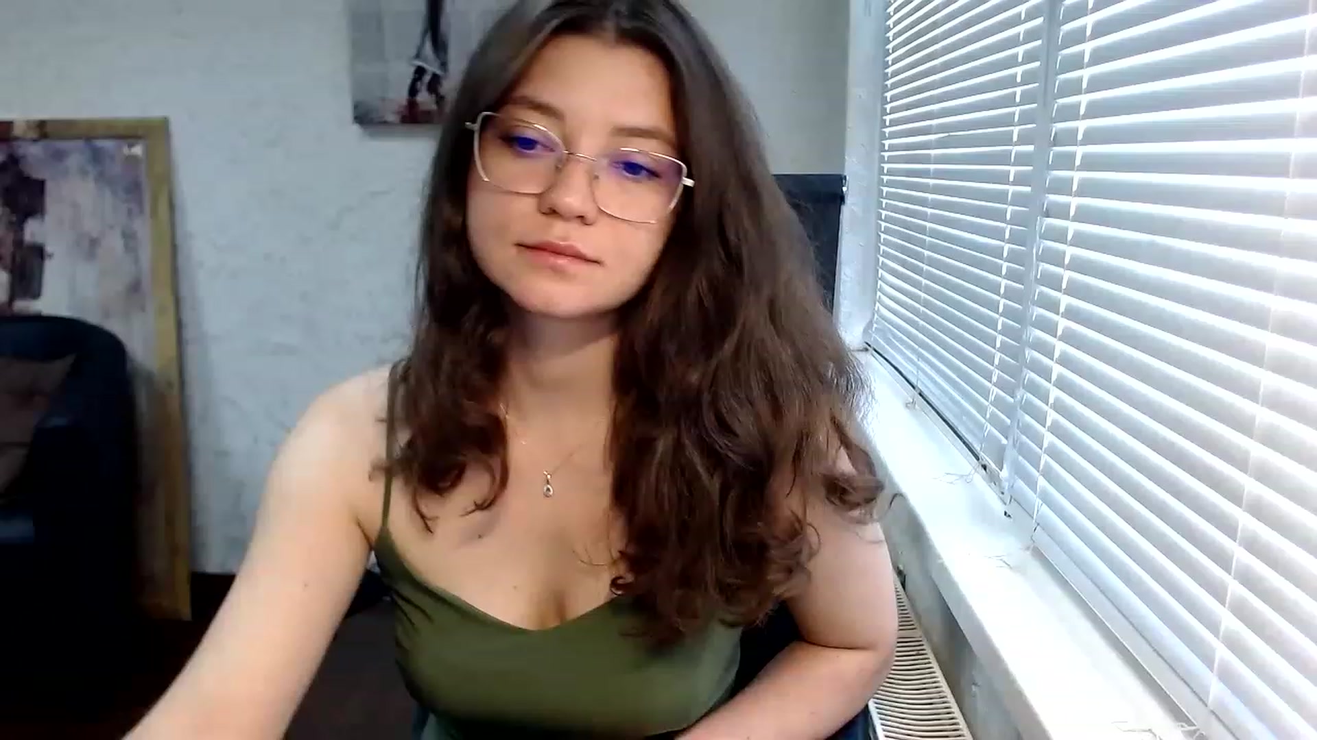 Gallery image thumbnail from SweetArinaA's myfreecams stream on, 08/17/2023, 09:33 image 12 of 20