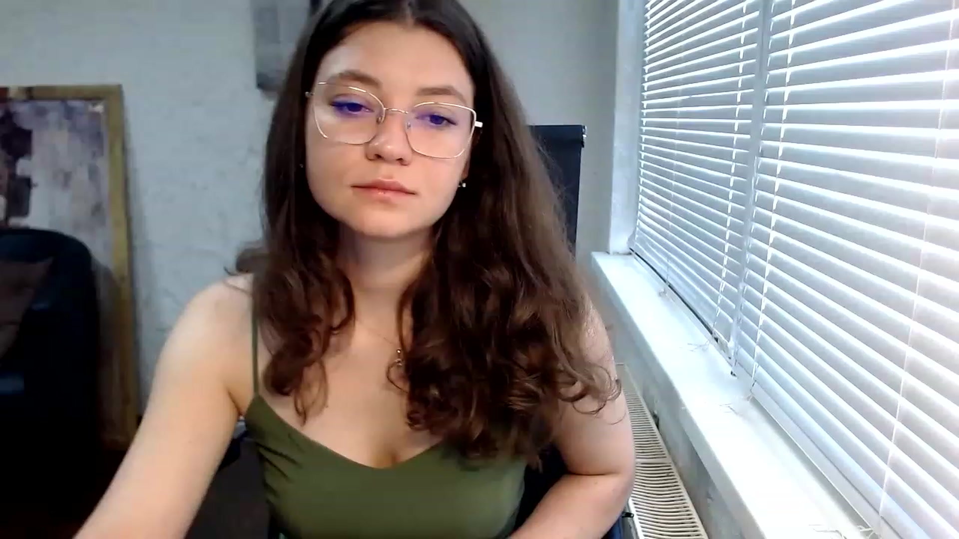 Gallery image thumbnail from SweetArinaA's myfreecams stream on, 08/17/2023, 09:33 image 15 of 20