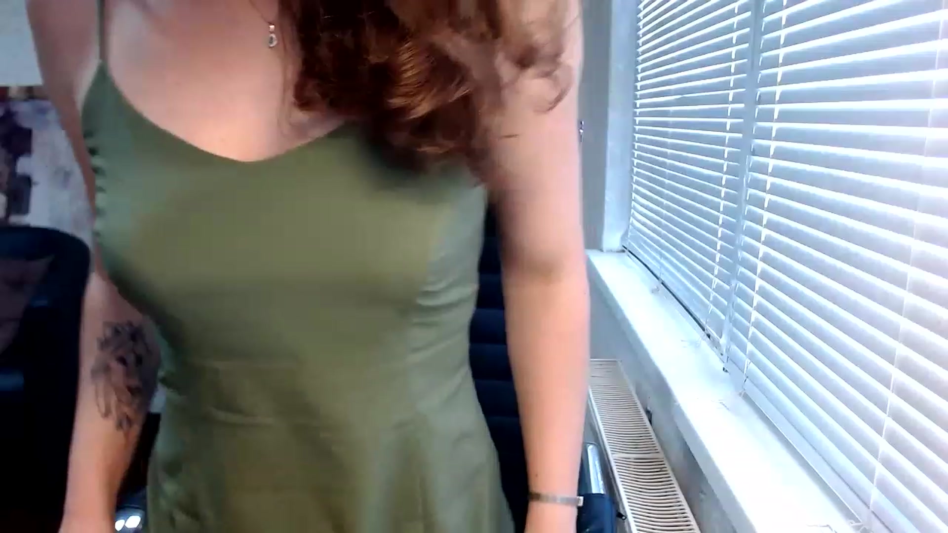 Gallery image thumbnail from SweetArinaA's myfreecams stream on, 08/17/2023, 09:33 image 13 of 20