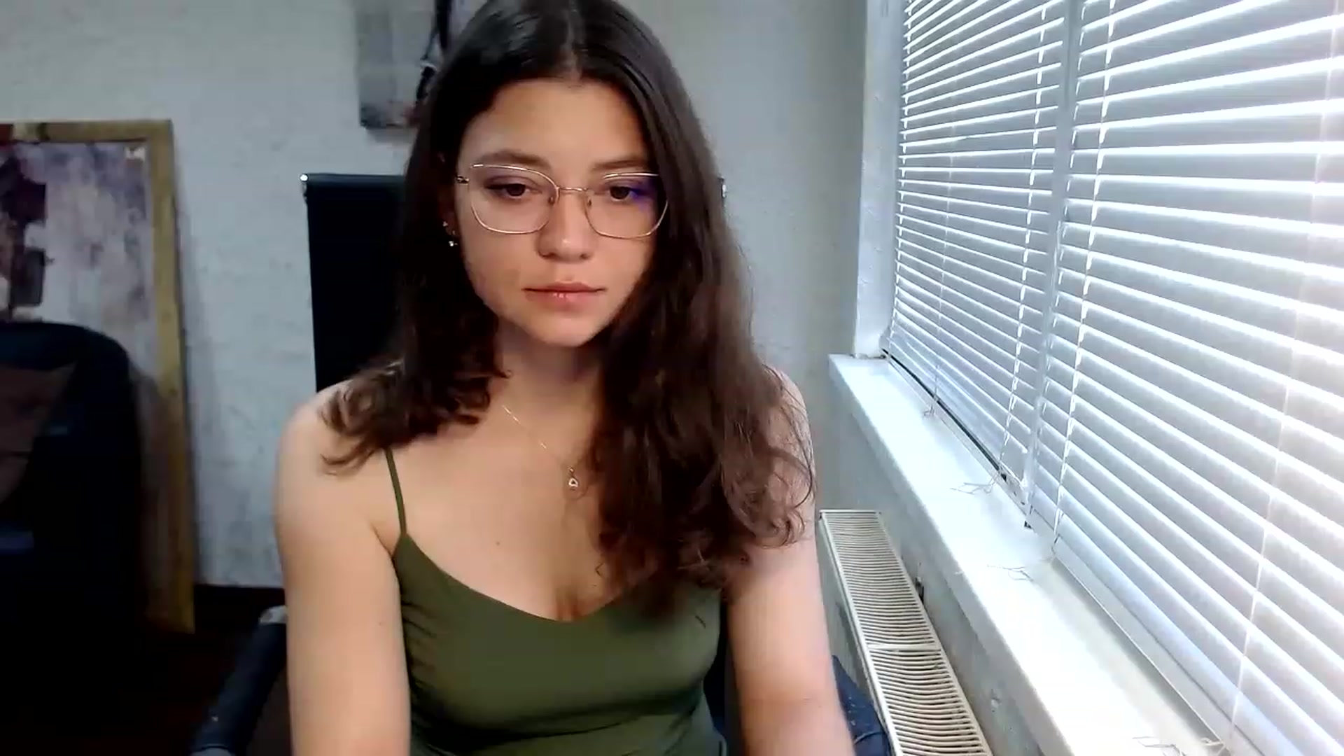 Gallery image thumbnail from SweetArinaA's myfreecams stream on, 08/17/2023, 09:33 image 5 of 20