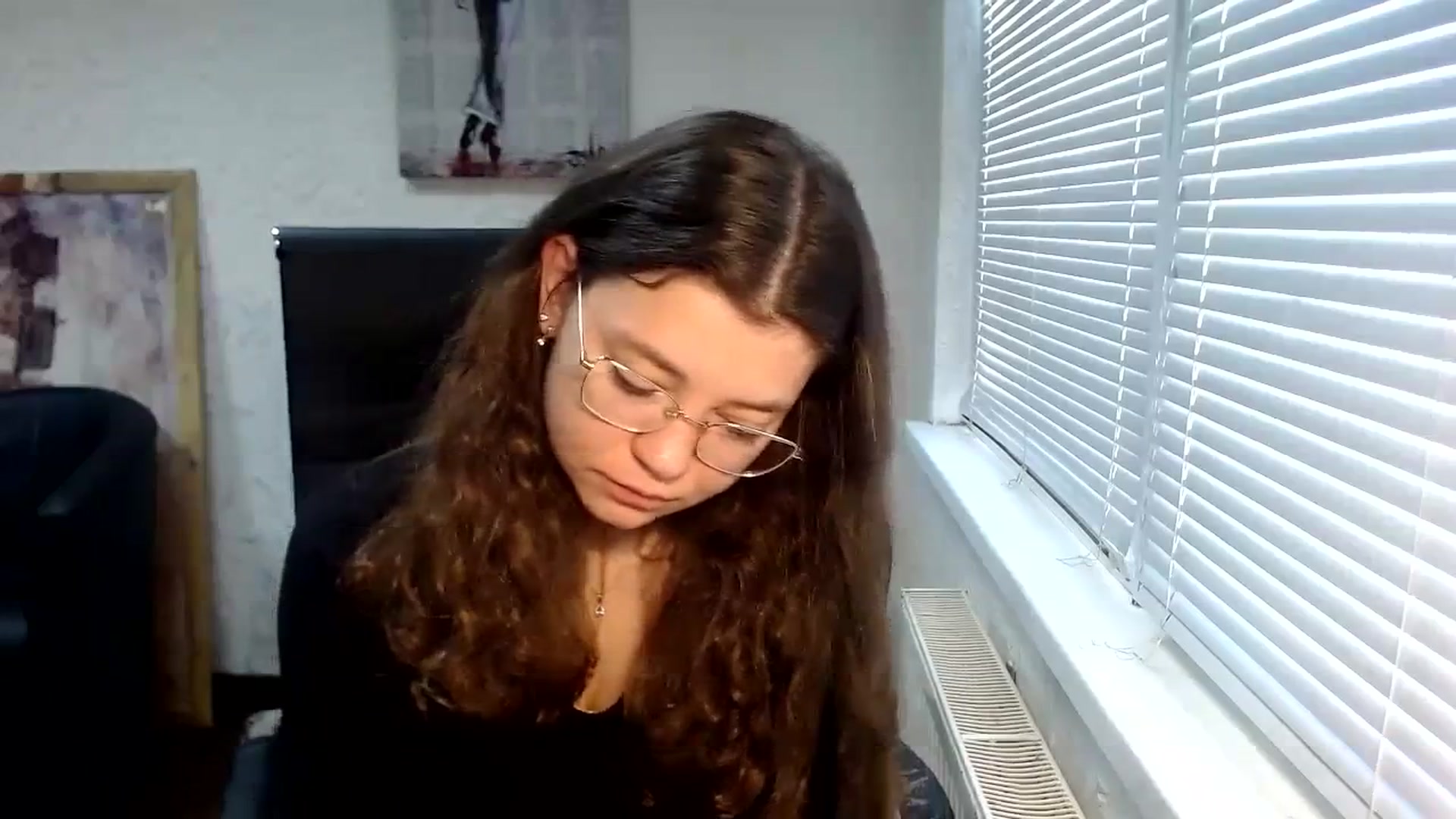 Gallery image thumbnail from SweetArinaA's myfreecams stream on, 09/10/2023, 13:32 image 13 of 20