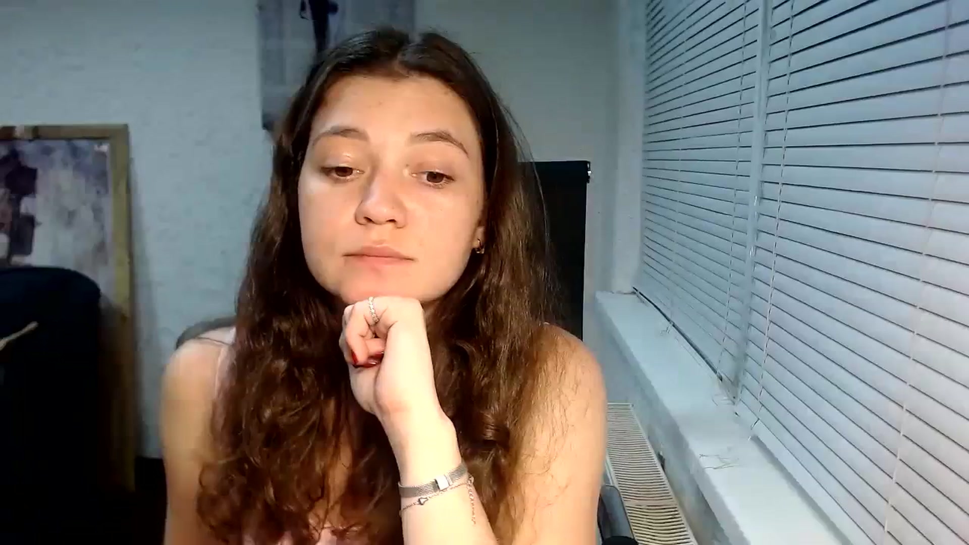 Gallery image thumbnail from SweetArinaA's myfreecams stream on, 09/10/2023, 17:21 image 18 of 20