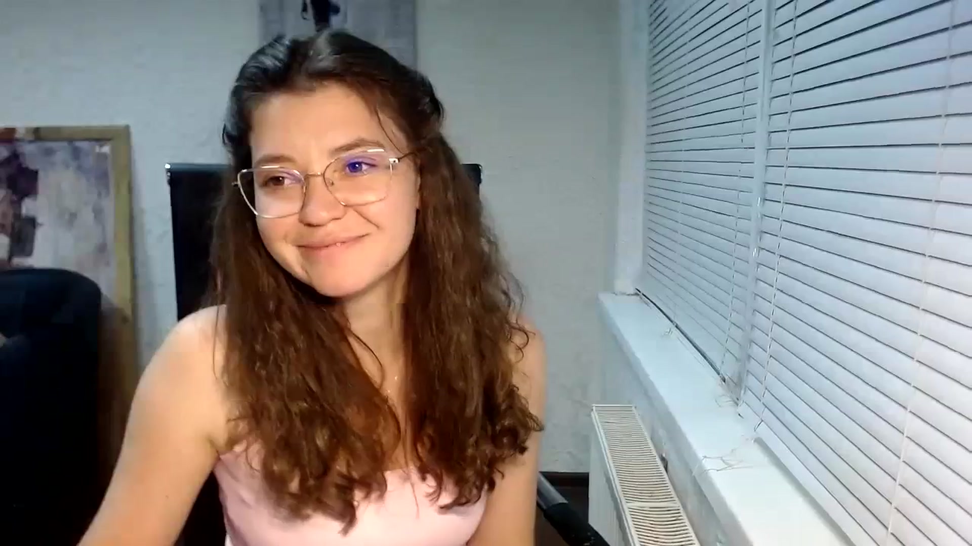 Gallery image thumbnail from SweetArinaA's myfreecams stream on, 09/10/2023, 17:21 image 13 of 20
