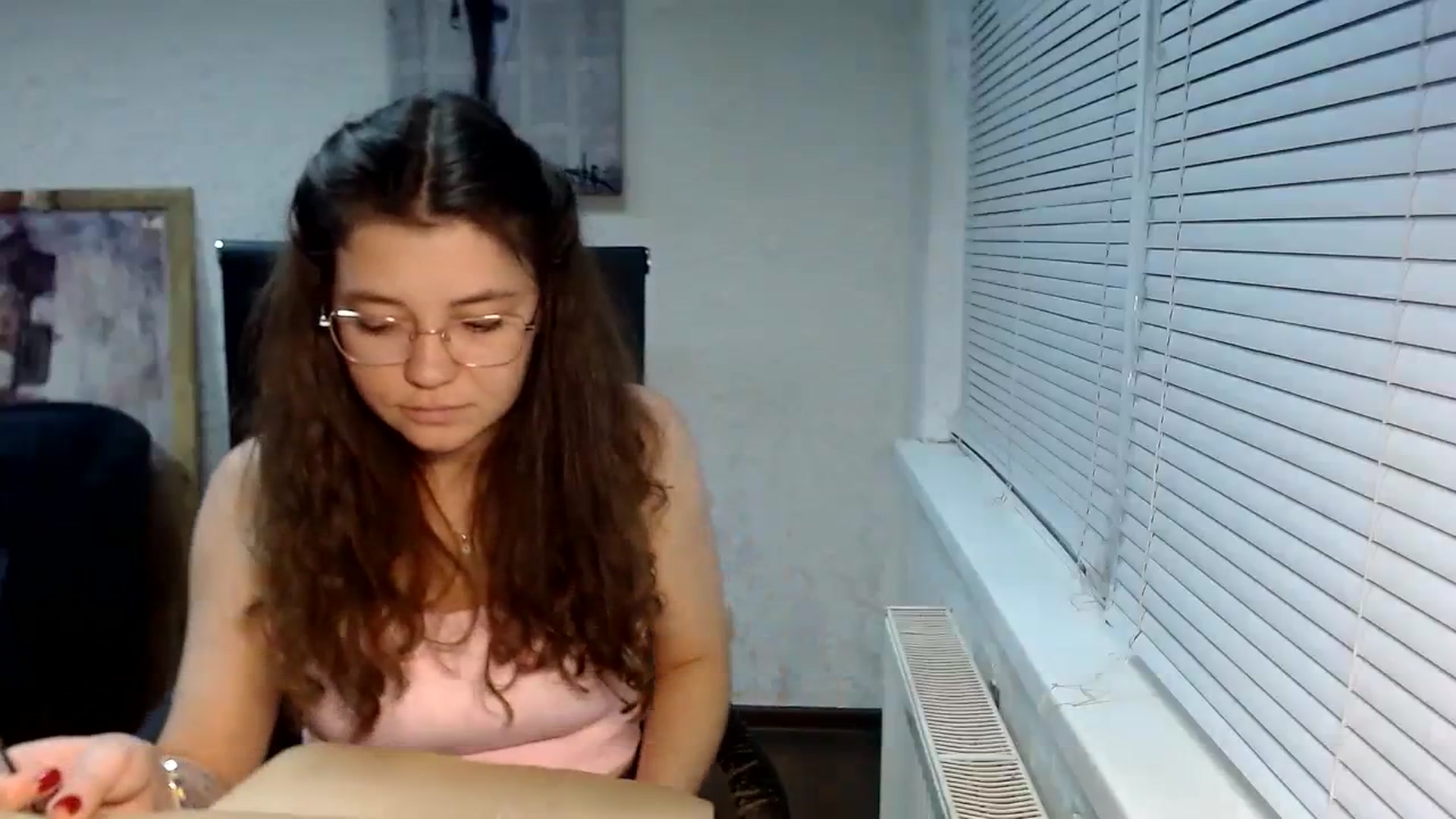 Gallery image thumbnail from SweetArinaA's myfreecams stream on, 09/10/2023, 17:21 image 14 of 20