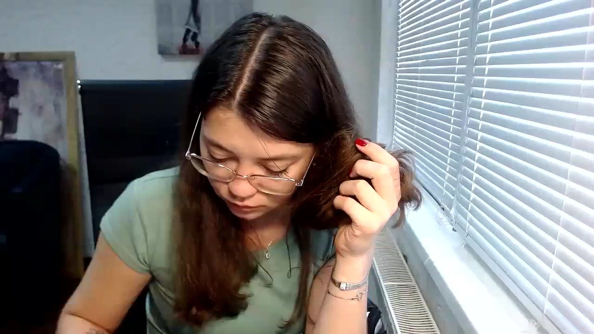 Gallery image thumbnail from SweetArinaA's myfreecams stream on, 09/13/2023, 10:25 image 12 of 20