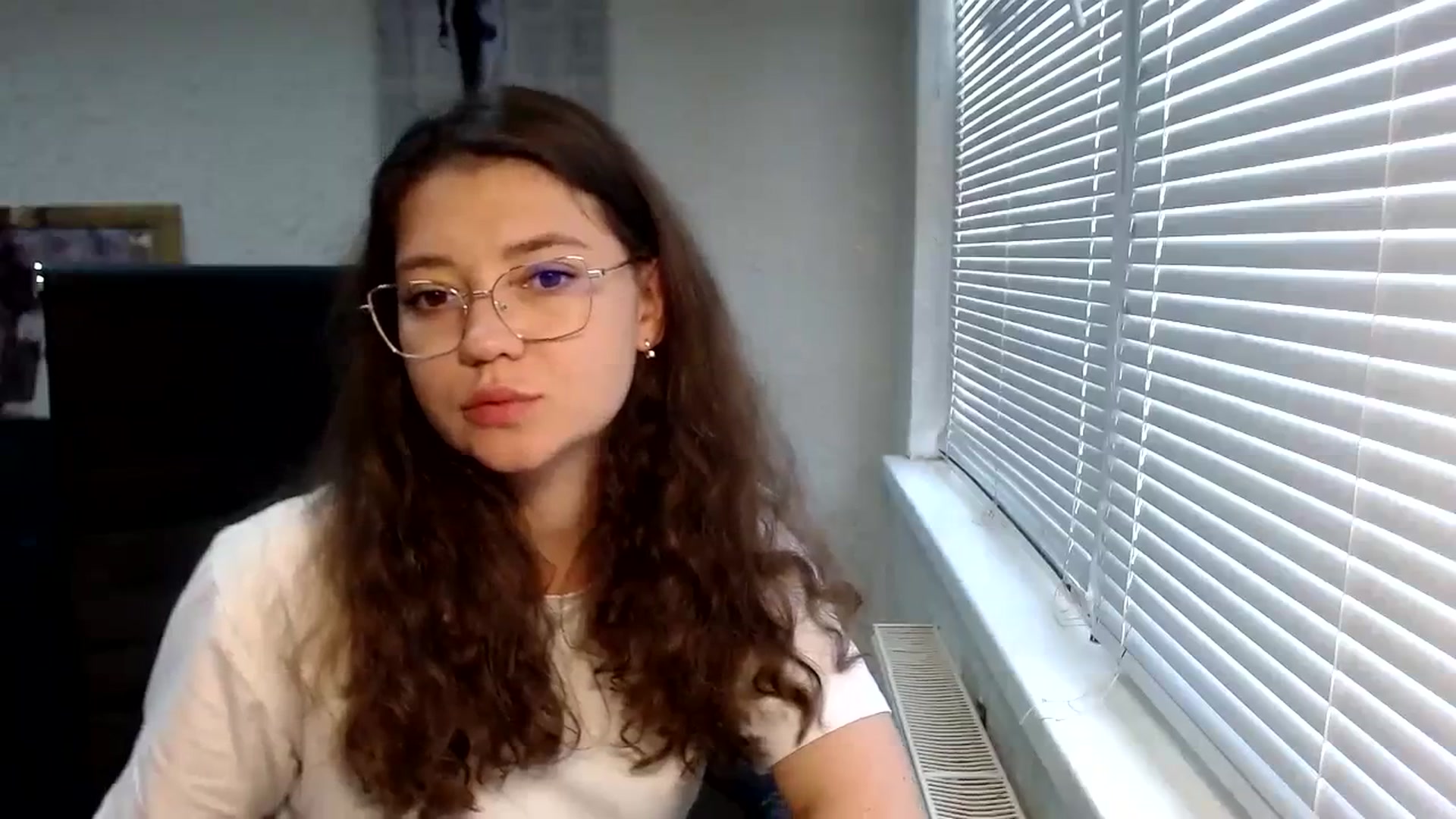 Gallery image thumbnail from SweetArinaA's myfreecams stream on, 09/14/2023, 10:08 image 13 of 20