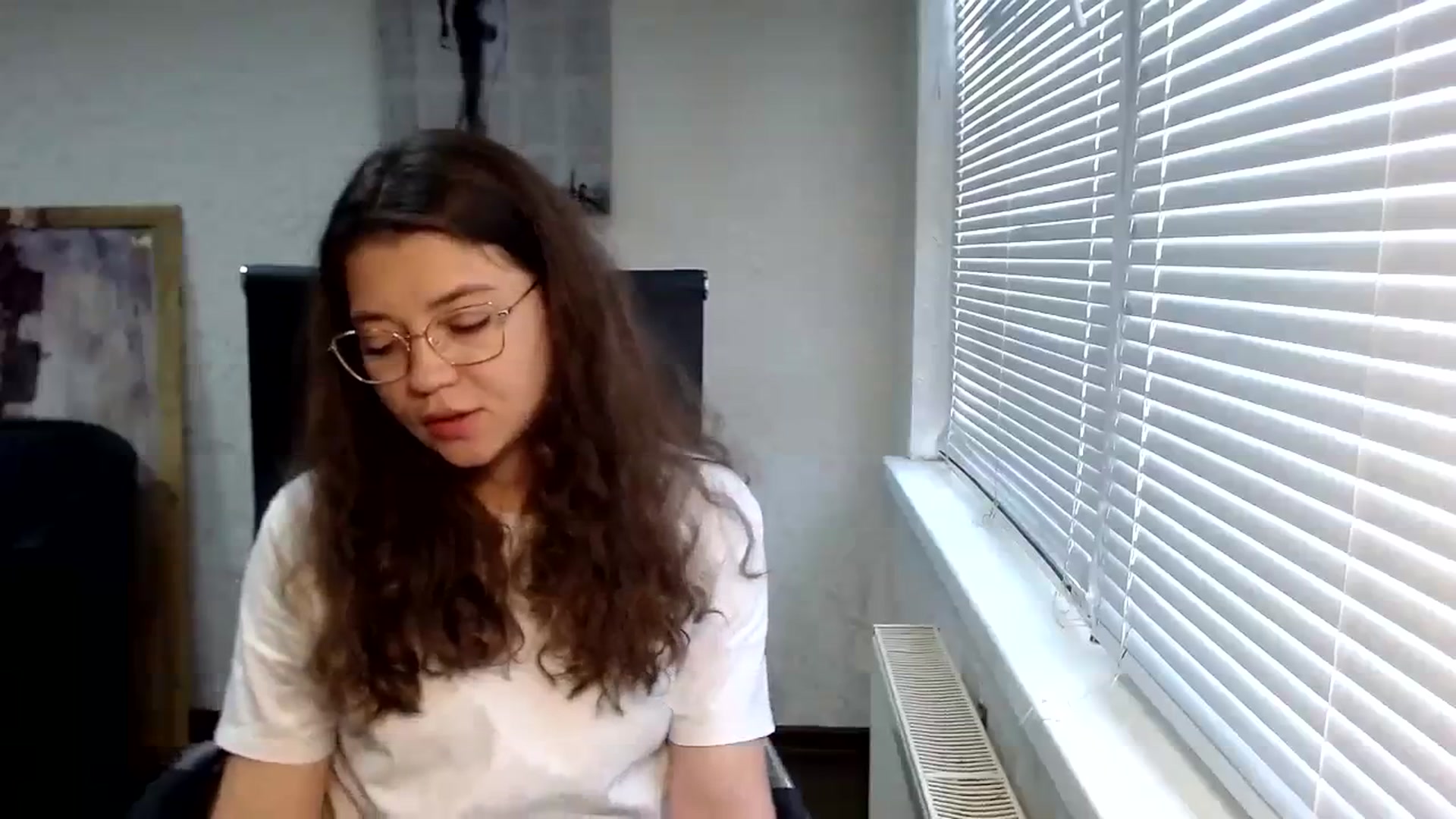 Gallery image thumbnail from SweetArinaA's myfreecams stream on, 09/14/2023, 10:08 image 14 of 20
