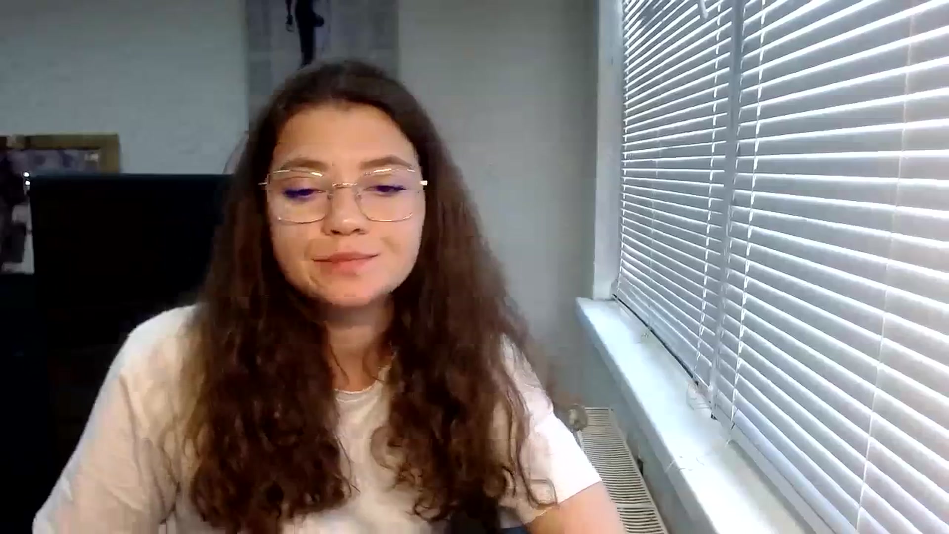 Gallery image thumbnail from SweetArinaA's myfreecams stream on, 09/14/2023, 10:08 image 11 of 20