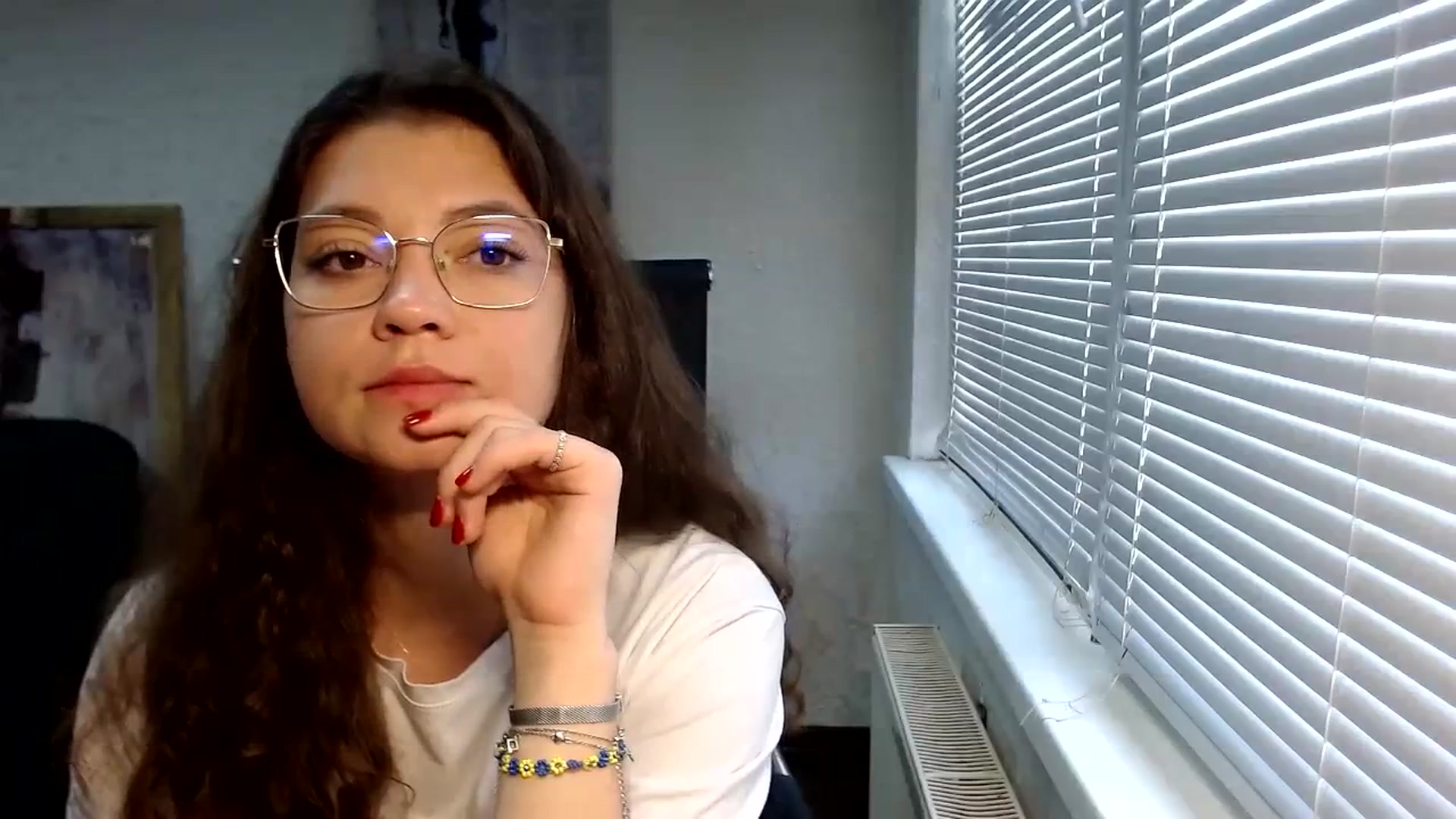 Gallery image thumbnail from SweetArinaA's myfreecams stream on, 09/14/2023, 10:08 image 3 of 20