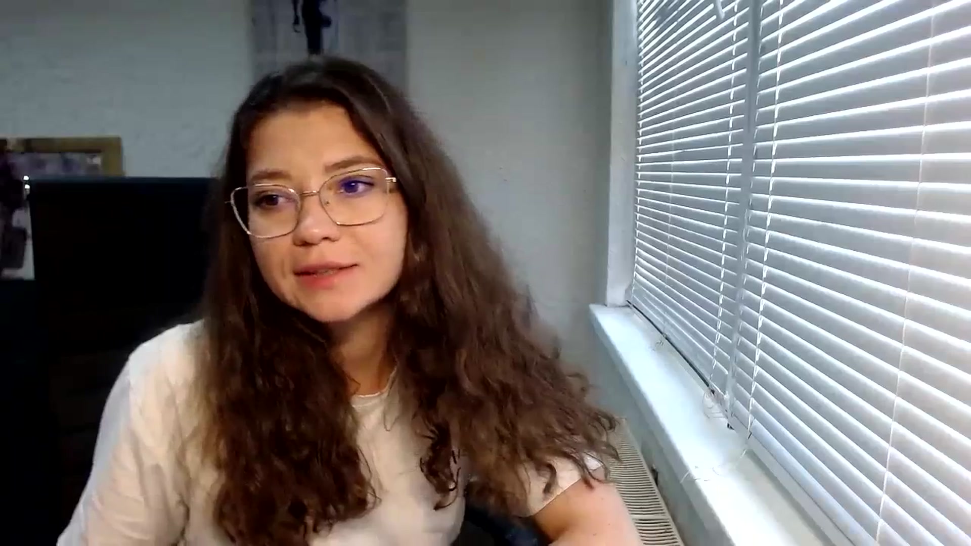 Gallery image thumbnail from SweetArinaA's myfreecams stream on, 09/14/2023, 10:08 image 12 of 20