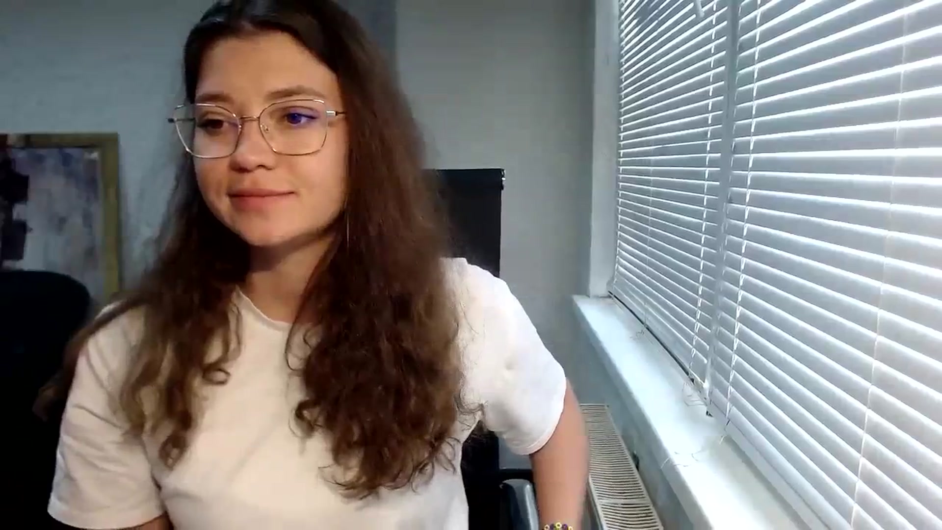 Gallery image thumbnail from SweetArinaA's myfreecams stream on, 09/14/2023, 12:47 image 12 of 20