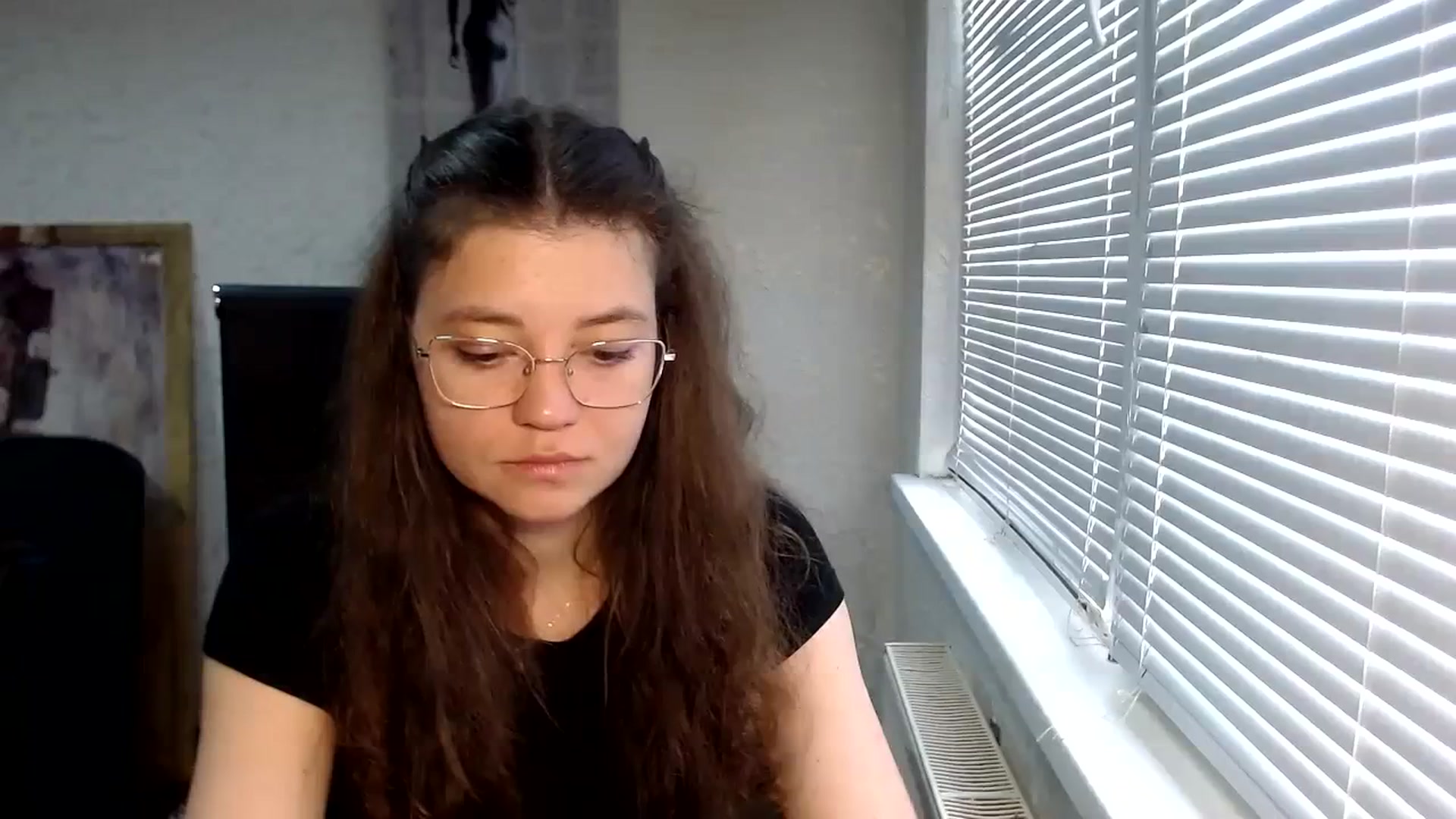 Gallery image thumbnail from SweetArinaA's myfreecams stream on, 09/15/2023, 08:41 image 15 of 20