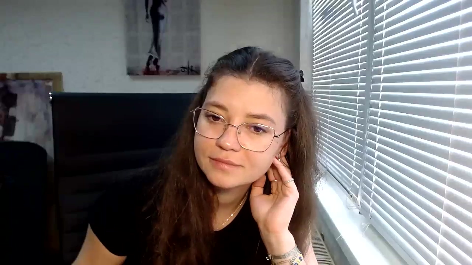 Gallery image thumbnail from SweetArinaA's myfreecams stream on, 09/15/2023, 08:41 image 16 of 20