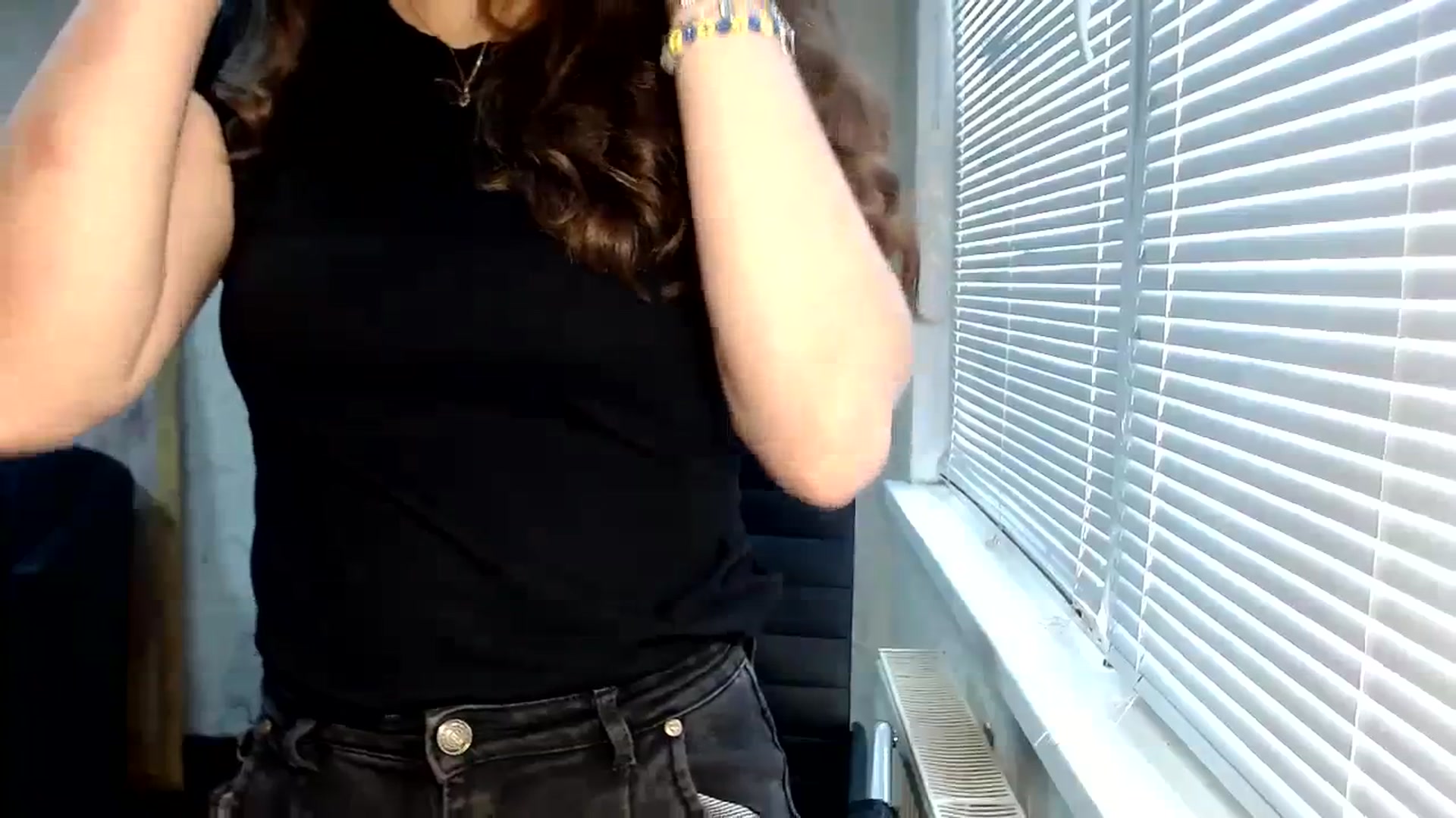 Gallery image thumbnail from SweetArinaA's myfreecams stream on, 09/20/2023, 07:02 image 2 of 20