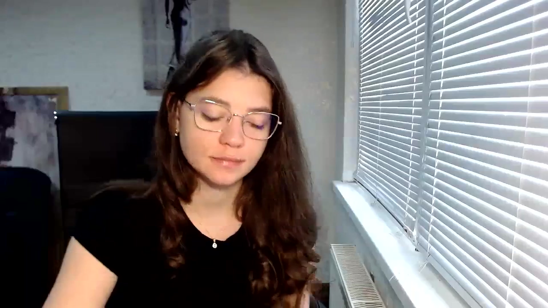 Gallery image thumbnail from SweetArinaA's myfreecams stream on, 09/20/2023, 07:02 image 5 of 20