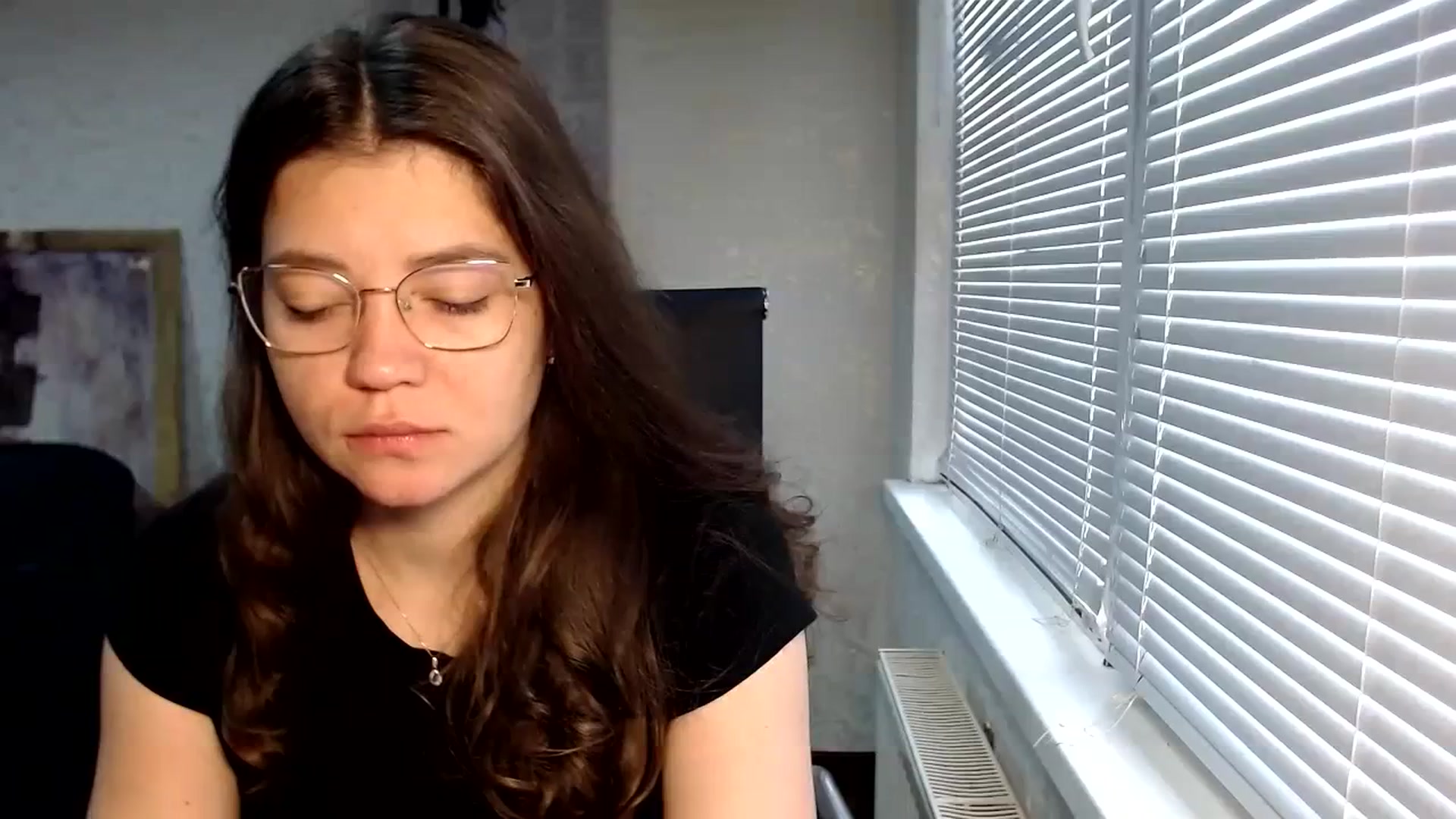 Gallery image thumbnail from SweetArinaA's myfreecams stream on, 09/20/2023, 07:02 image 1 of 20