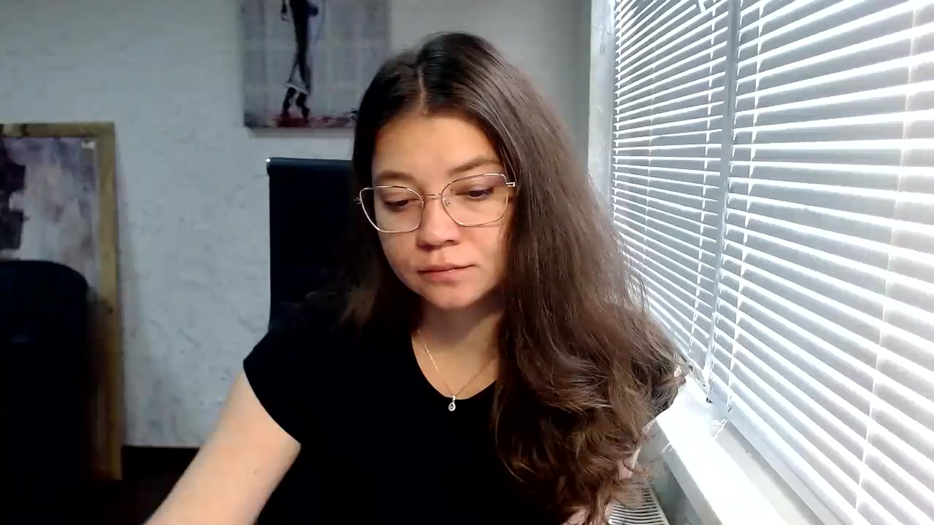 Gallery image thumbnail from SweetArinaA's myfreecams stream on, 09/20/2023, 08:04 image 3 of 20