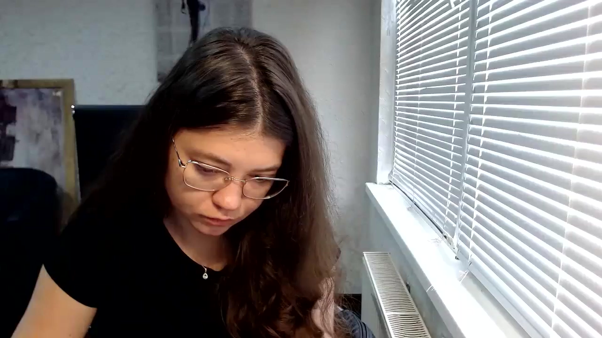 Gallery image thumbnail from SweetArinaA's myfreecams stream on, 09/20/2023, 08:04 image 1 of 20