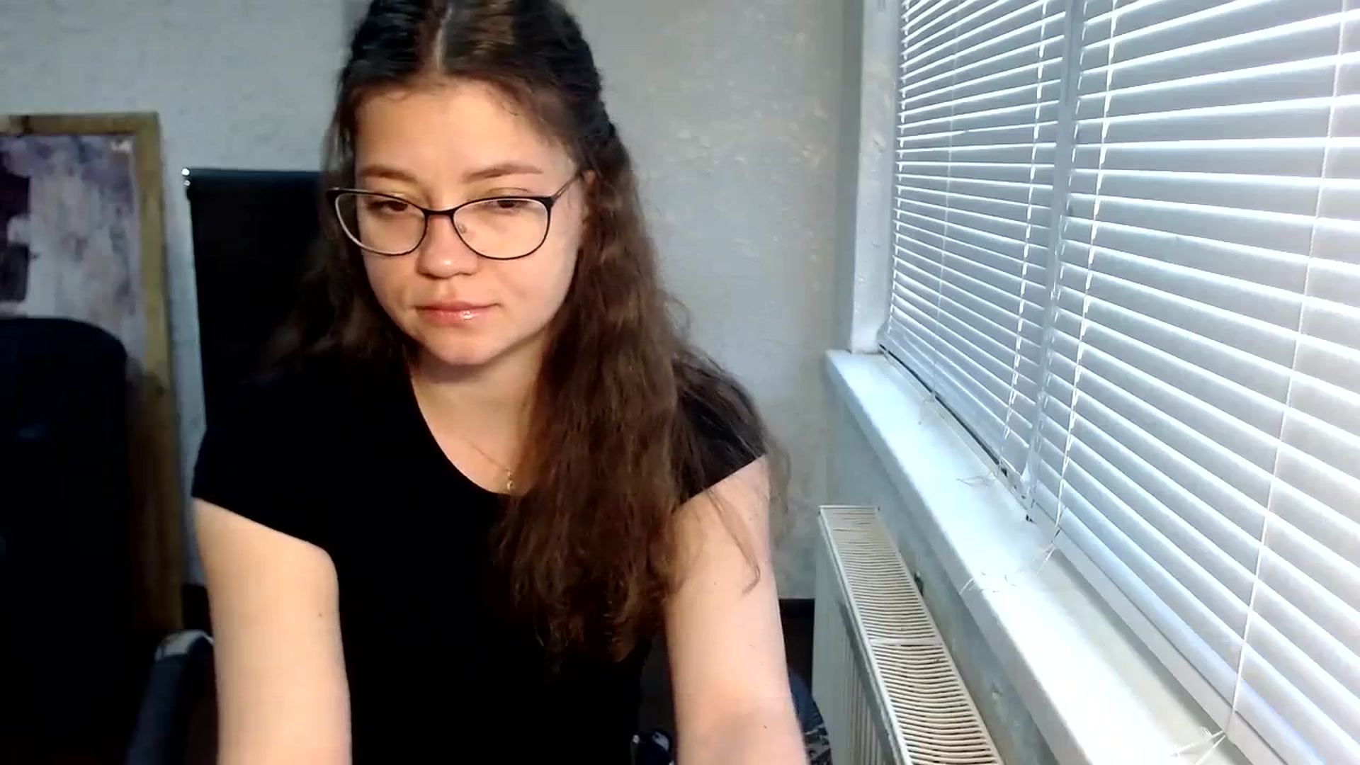 Gallery image thumbnail from SweetArinaA's myfreecams stream on, 09/25/2023, 08:45 image 19 of 20