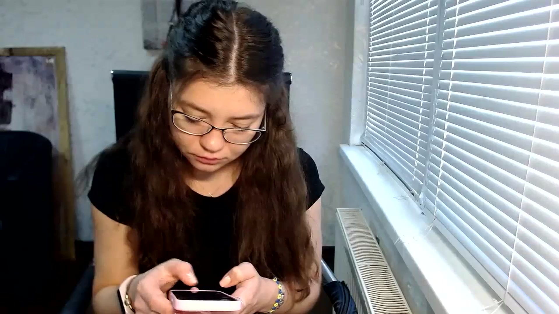Gallery image thumbnail from SweetArinaA's myfreecams stream on, 09/25/2023, 08:45 image 9 of 20