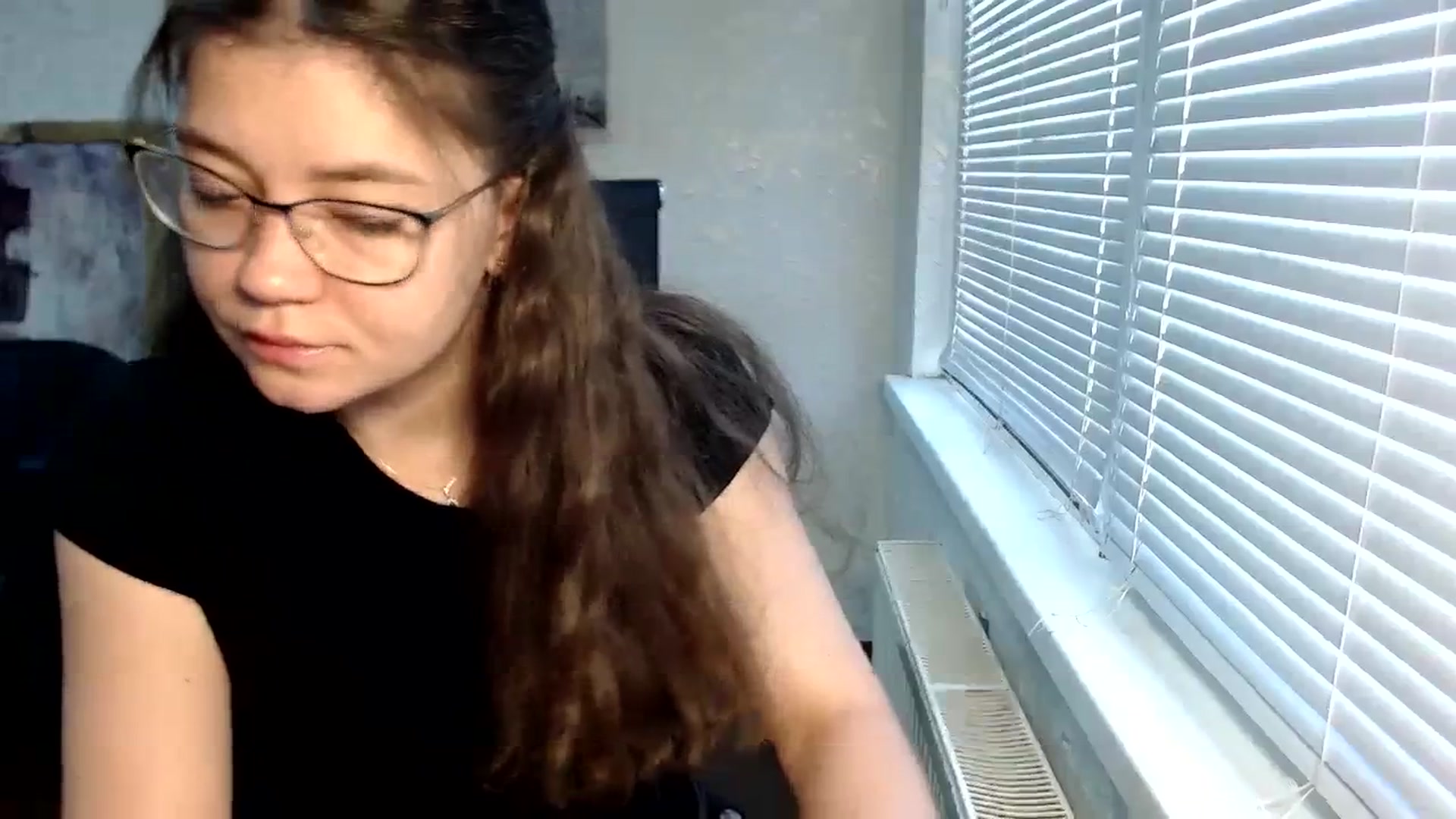 Gallery image thumbnail from SweetArinaA's myfreecams stream on, 09/25/2023, 08:45 image 16 of 20