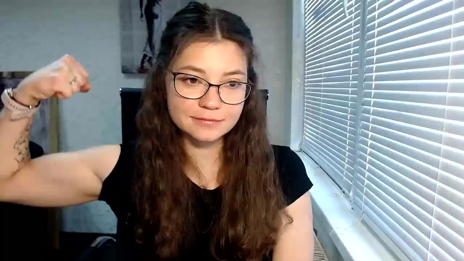 Gallery image thumbnail from SweetArinaA's myfreecams stream on, 09/25/2023, 09:36 image 12 of 20