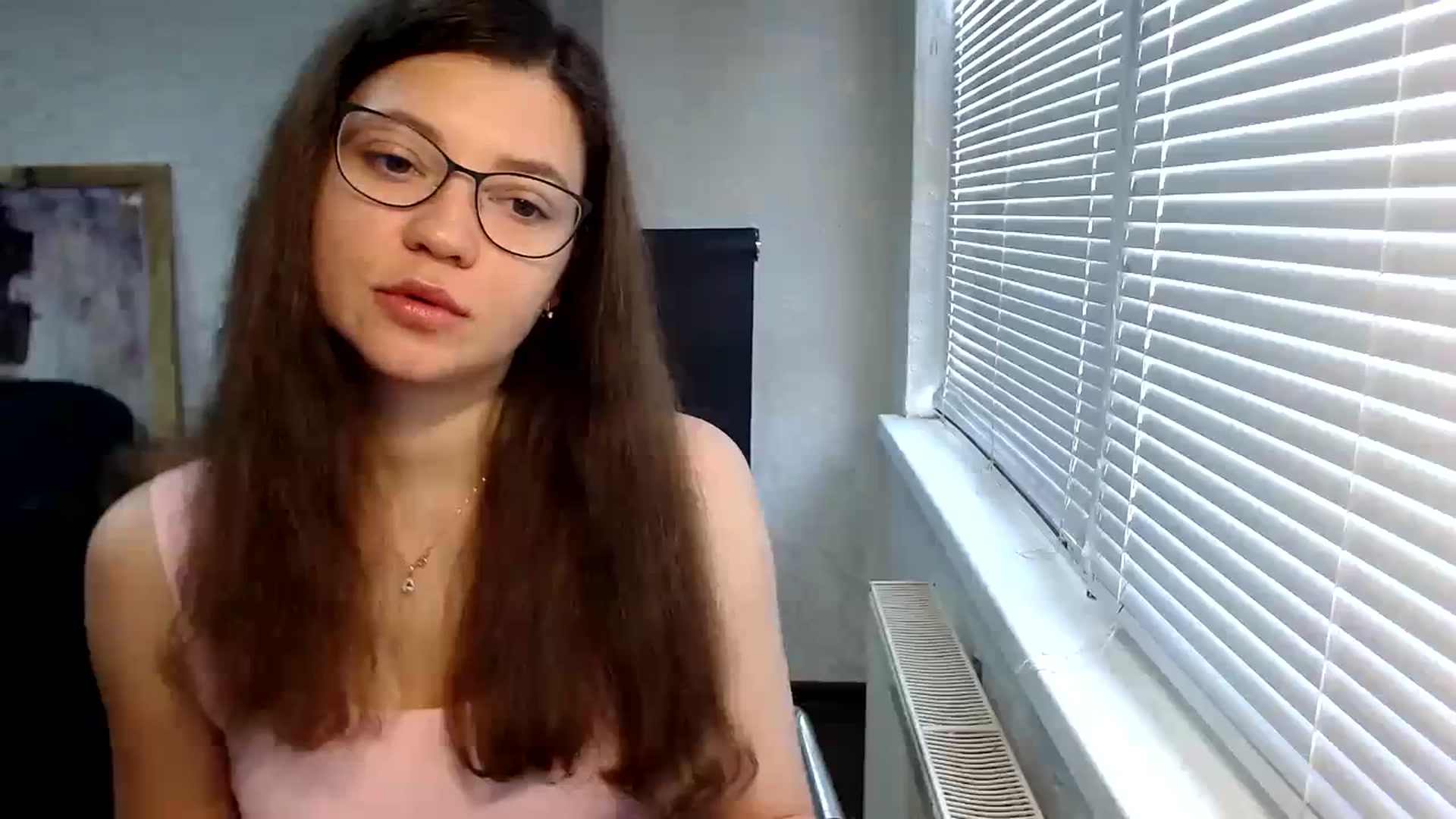 Gallery image thumbnail from SweetArinaA's myfreecams stream on, 09/26/2023, 06:54 image 16 of 20