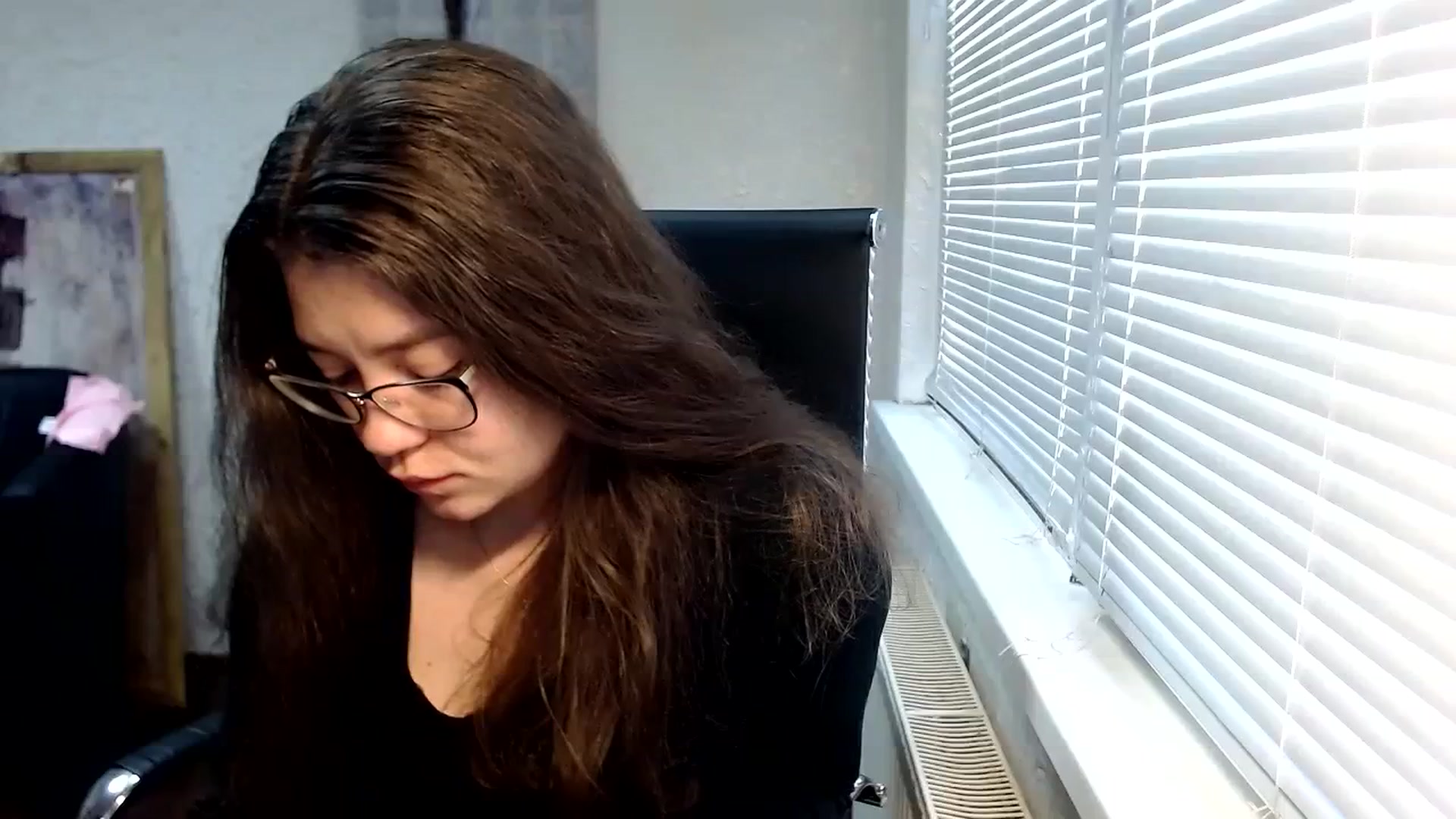 Gallery image thumbnail from SweetArinaA's myfreecams stream on, 09/26/2023, 12:40 image 9 of 20