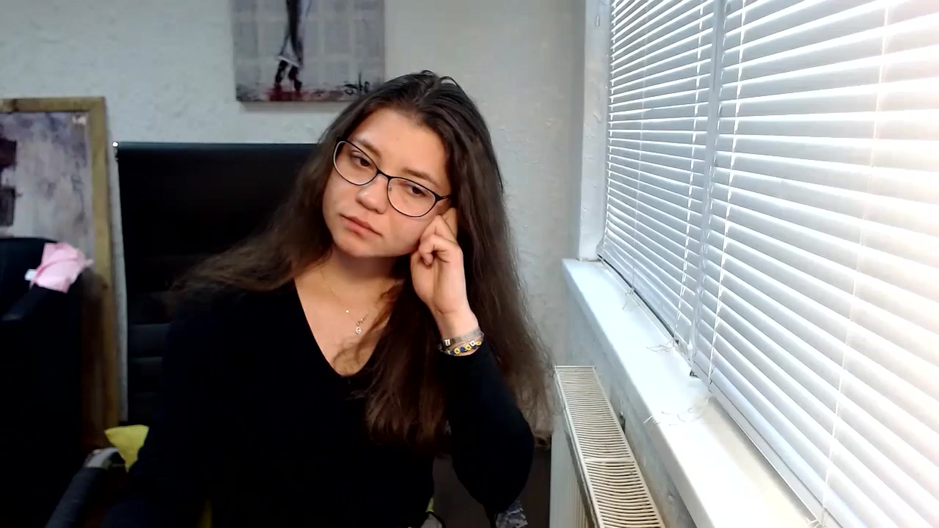 Gallery image thumbnail from SweetArinaA's myfreecams stream on, 09/26/2023, 12:40 image 7 of 20