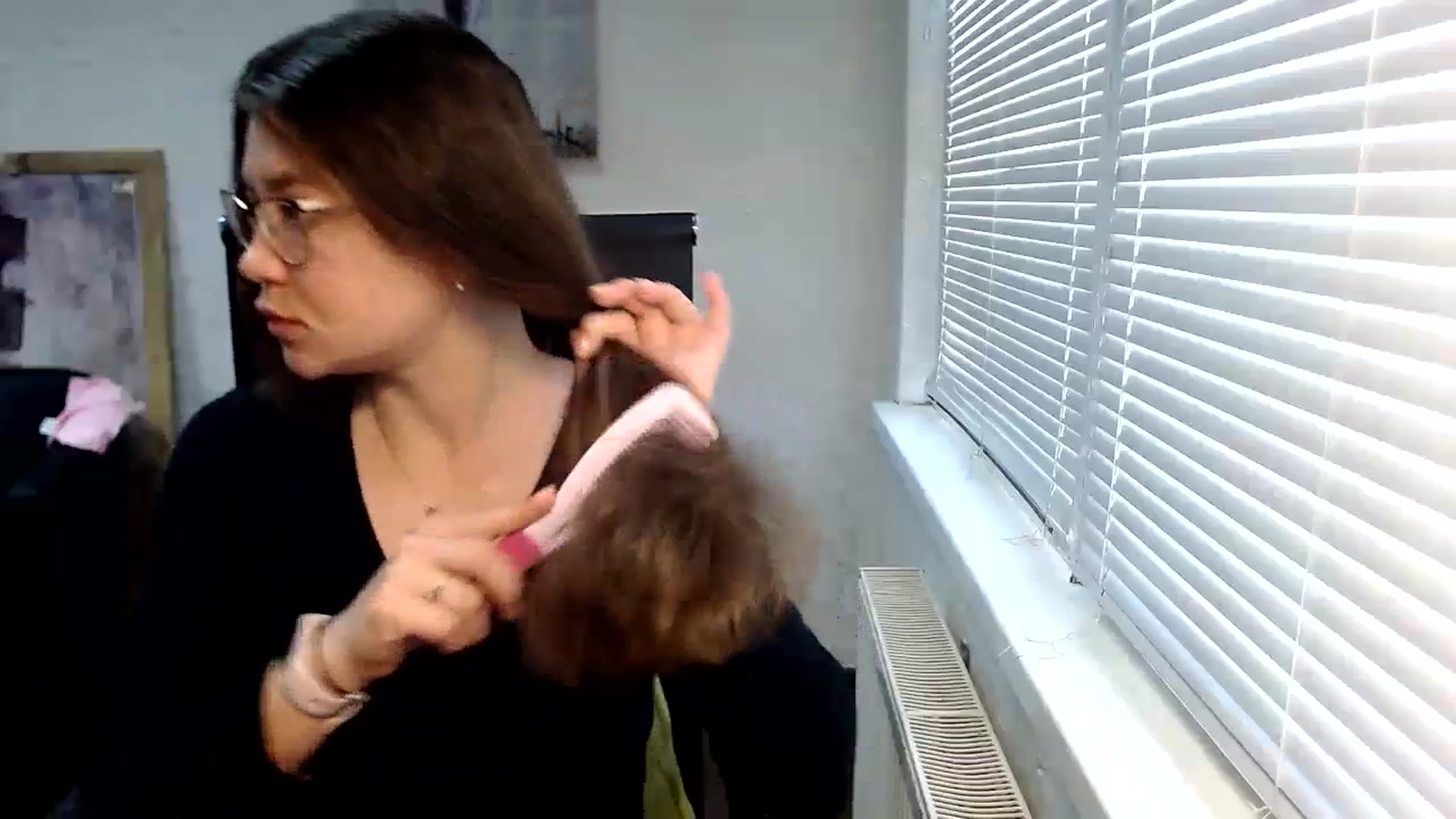 Gallery image thumbnail from SweetArinaA's myfreecams stream on, 09/26/2023, 12:40 image 17 of 20