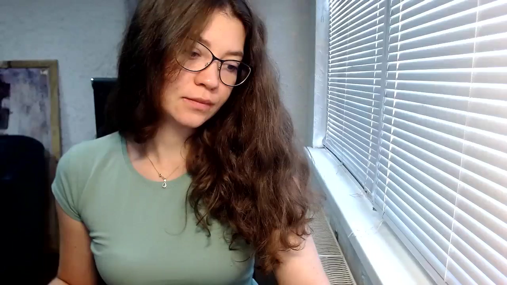 Gallery image thumbnail from SweetArinaA's myfreecams stream on, 09/27/2023, 07:27 image 12 of 20