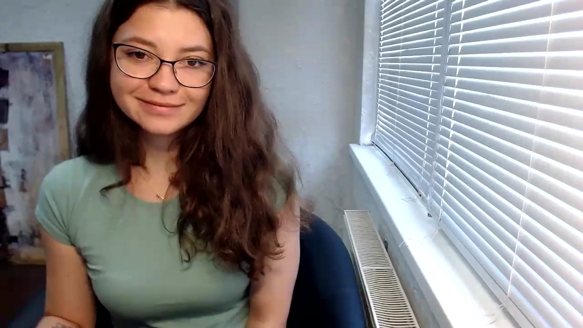 Gallery image thumbnail from SweetArinaA's myfreecams stream on, 09/27/2023, 07:27 image 16 of 20
