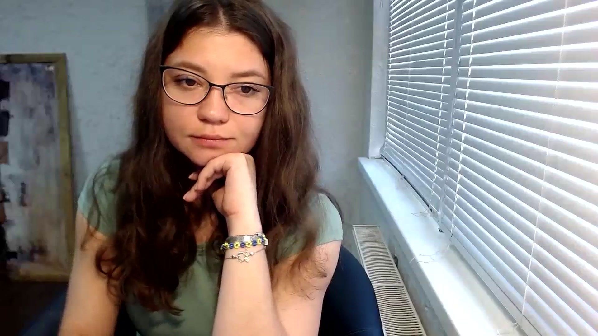 Gallery image thumbnail from SweetArinaA's myfreecams stream on, 09/27/2023, 08:27 image 16 of 20